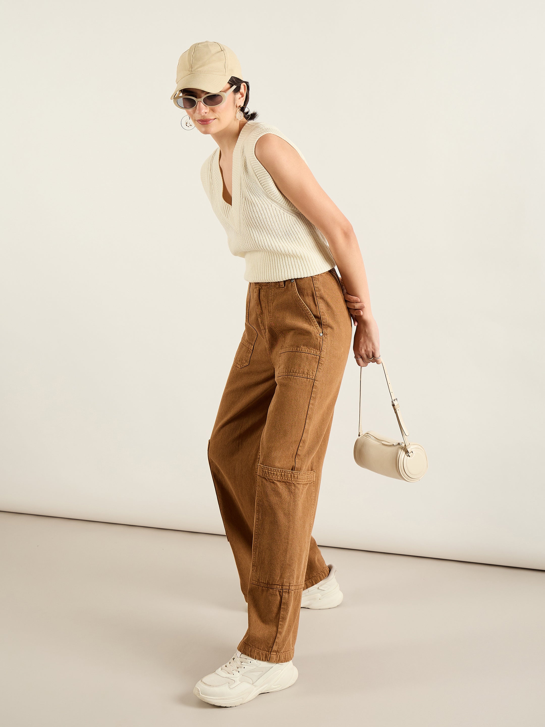 Women Brown Hem Pocket Cargo Jeans-SFJEAN0823