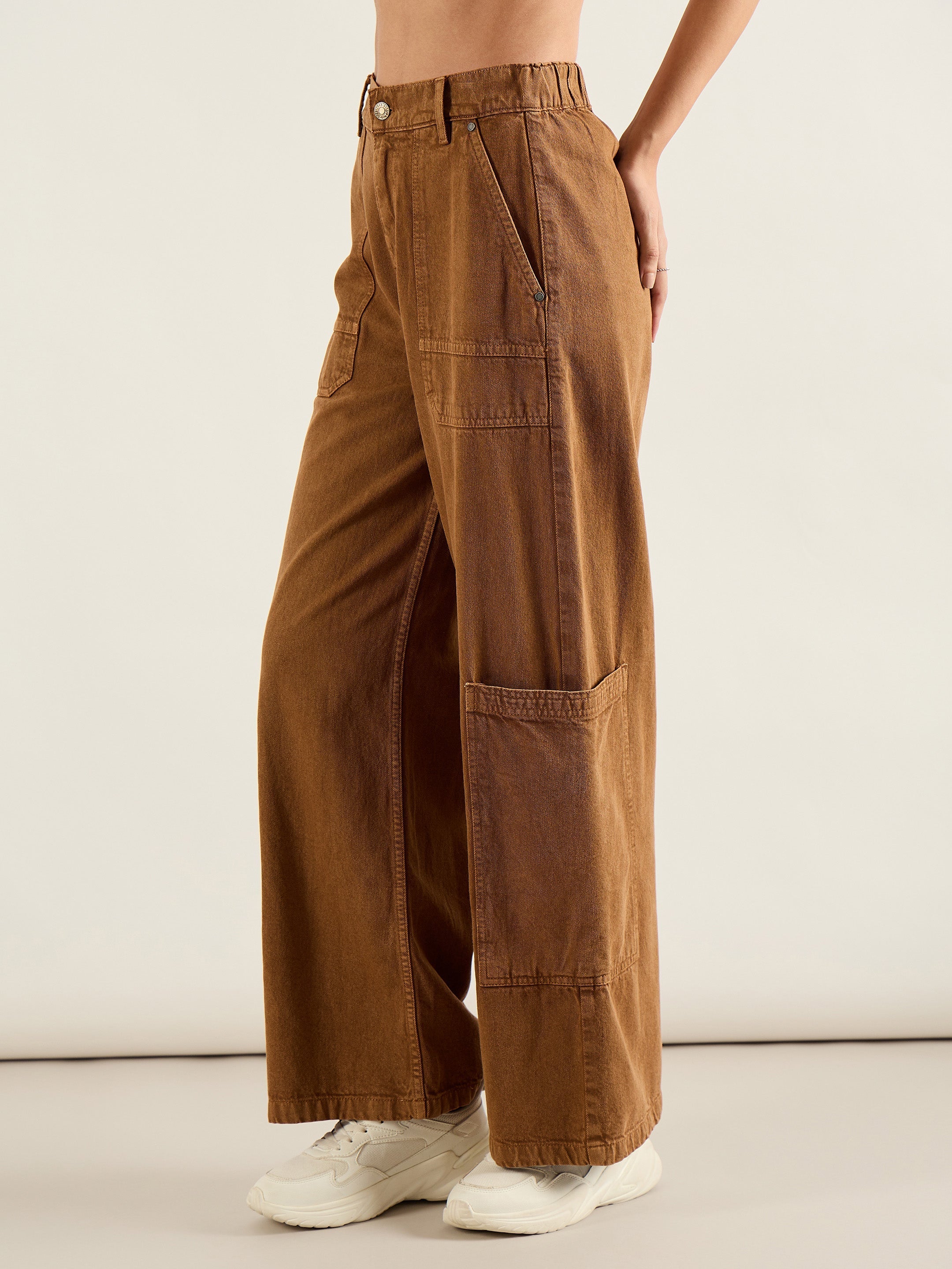 Women Brown Hem Pocket Cargo Jeans-SFJEAN0823