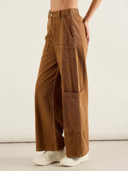 Women Brown Hem Pocket Cargo Jeans-SFJEAN0823