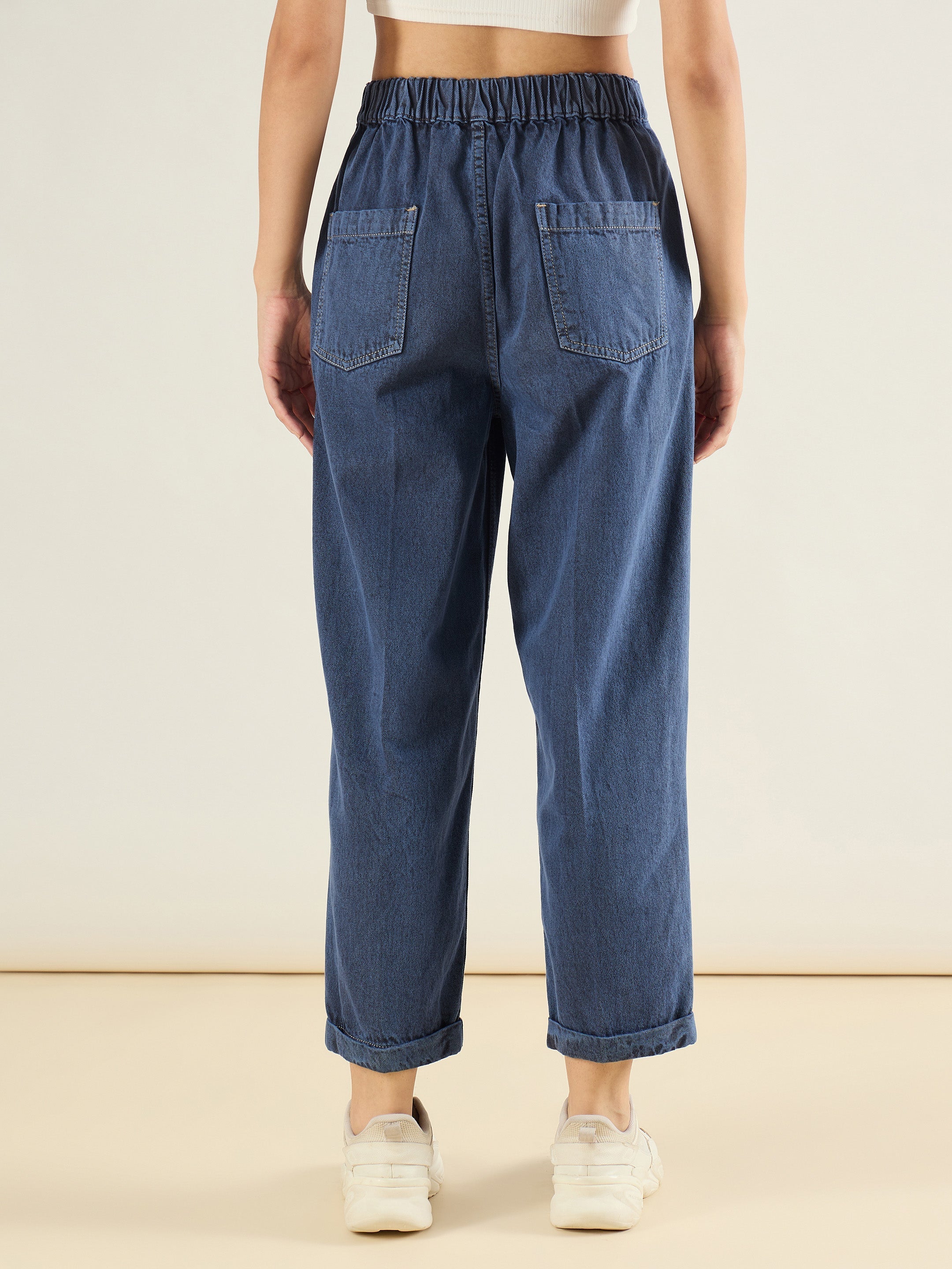 Women Blue Wash Roll Up Hem Barrel Jeans-SFJEAN0833