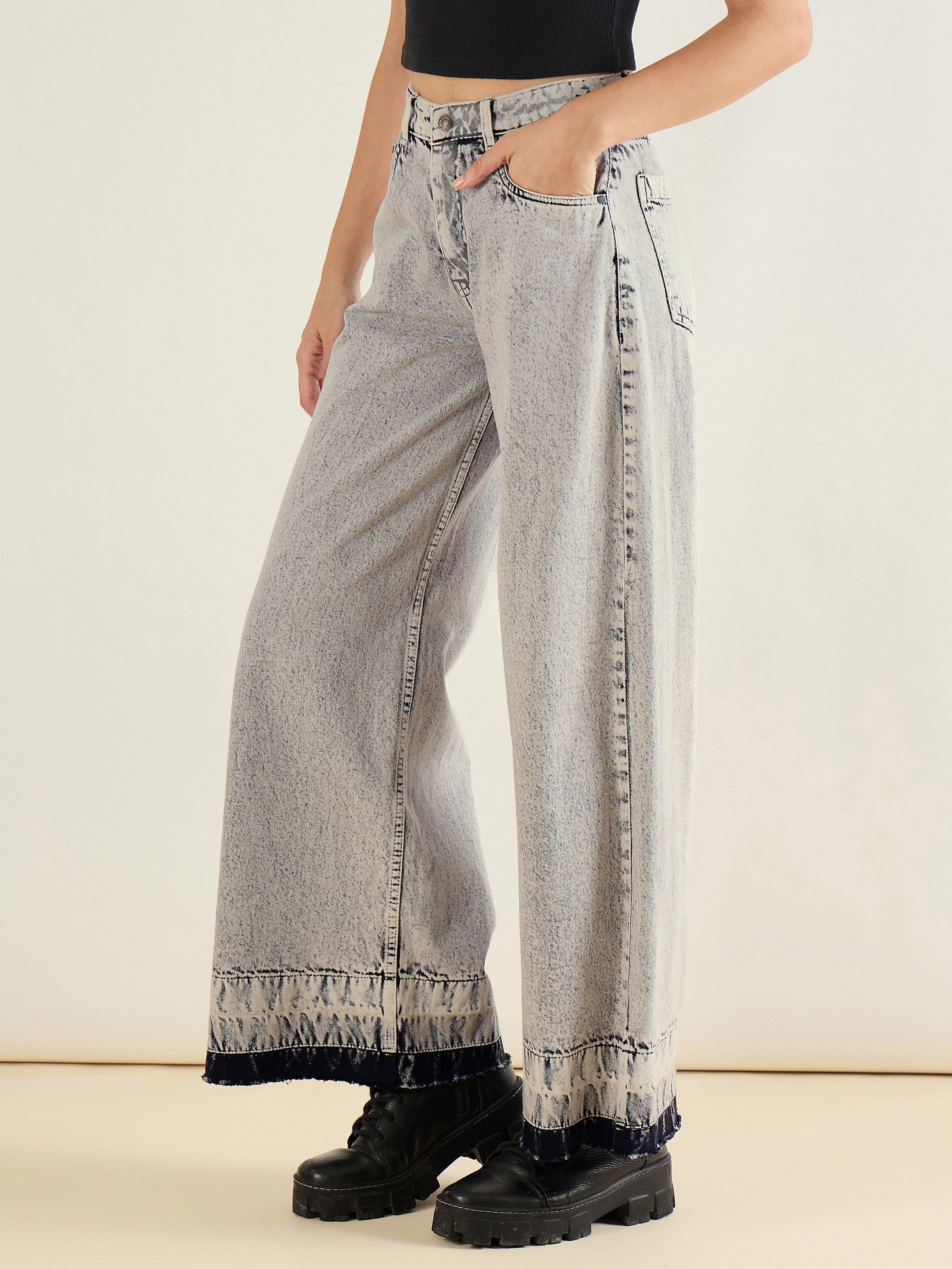 Women Grey Washed Hem Detai Low Waist Wide Leg Jeans-SFJEAN0841