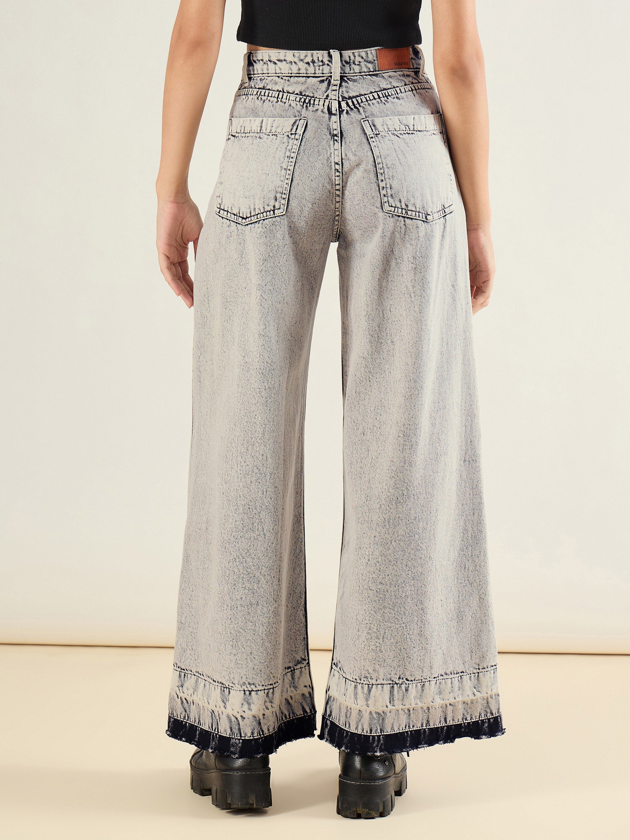 Women Grey Washed Hem Detai Low Waist Wide Leg Jeans-SFJEAN0841