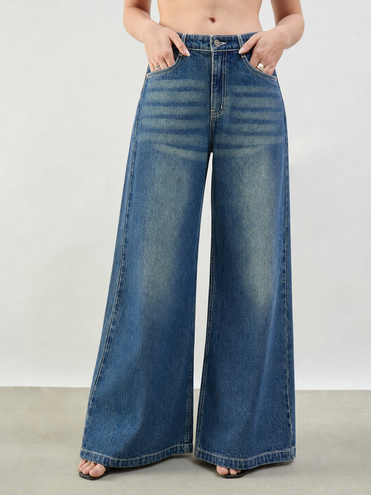 Women Blue Whisker Low Waist Wide Leg Jeans