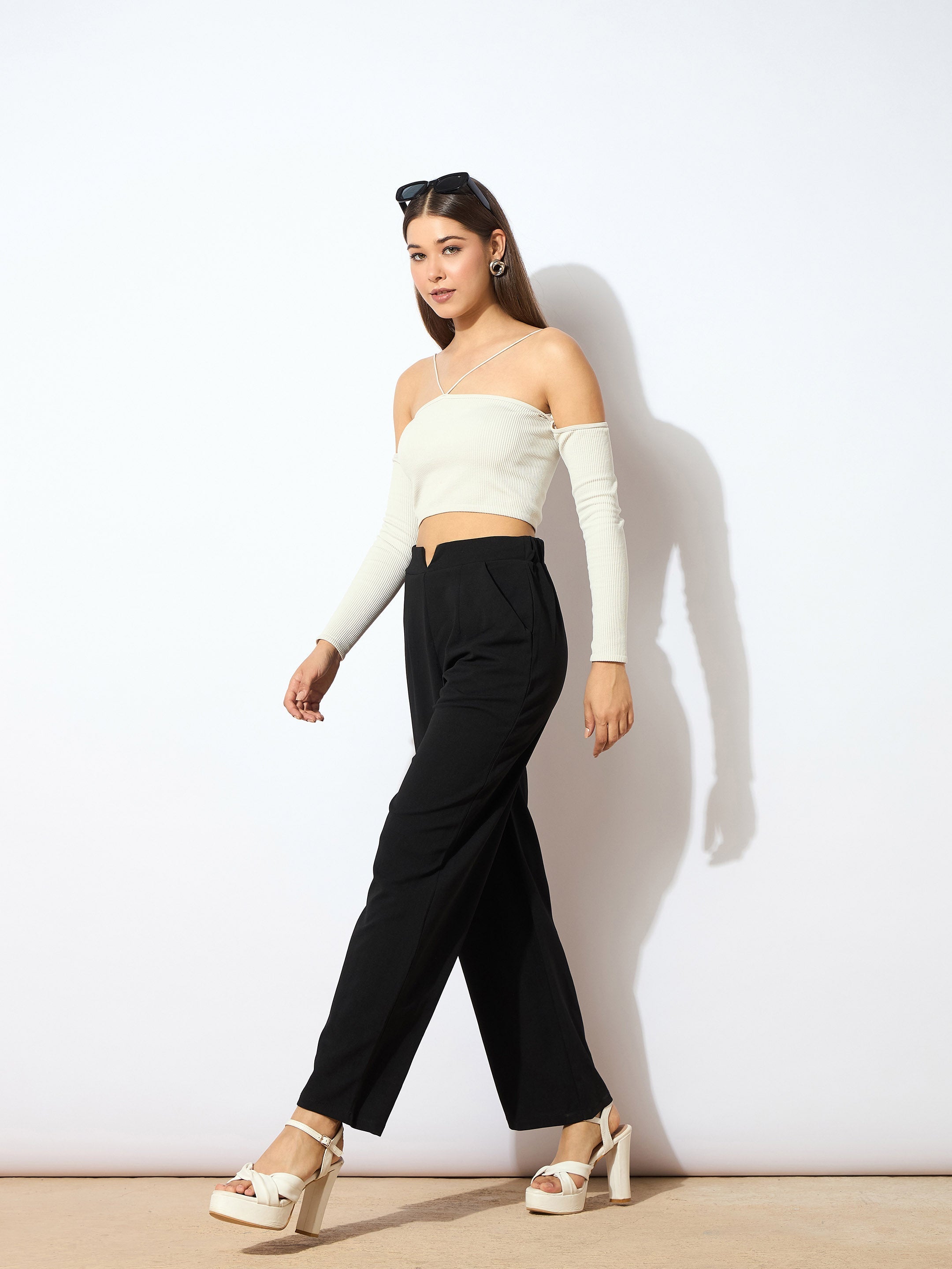 Women Black Wide Leg Trousers-SFPANT5041