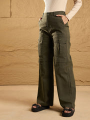 Women Olive Front Pocket Straight Fit Pants-SFPANT50853