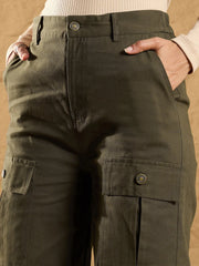 Women Olive Front Pocket Straight Fit Pants-SFPANT50853