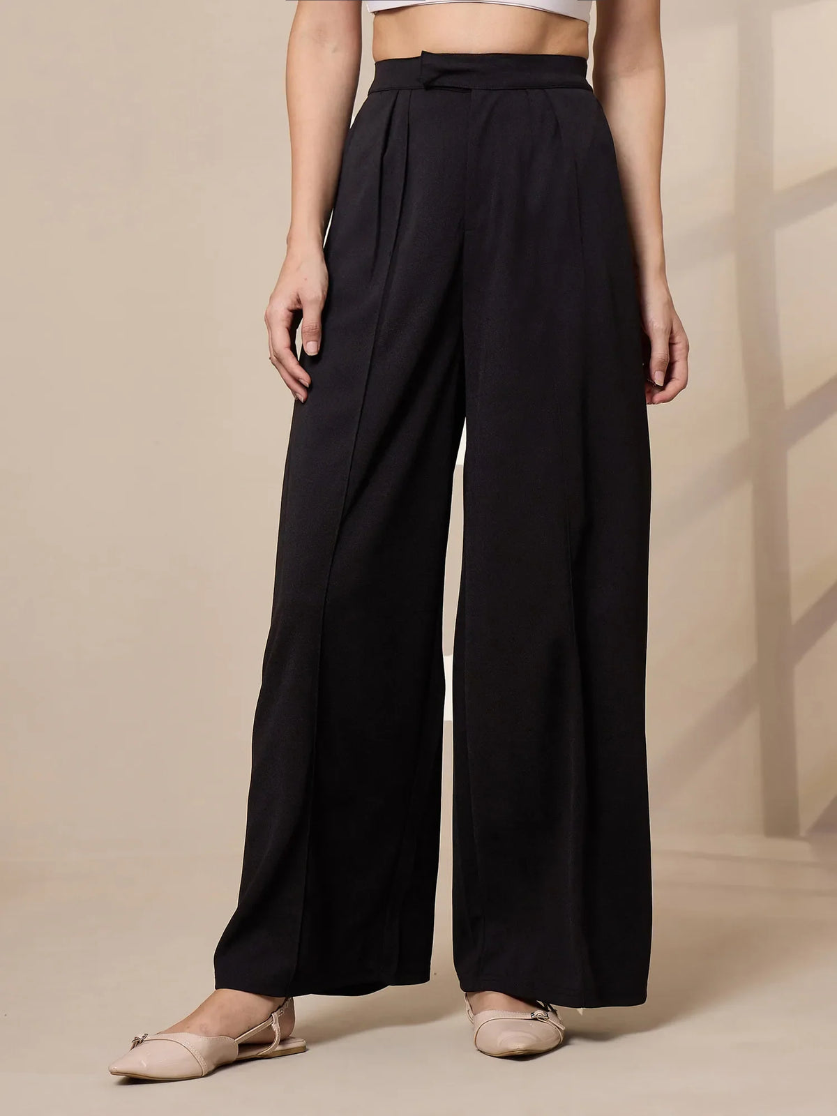 Women Black Pleated Wide Leg Trousers-SFPANT50908