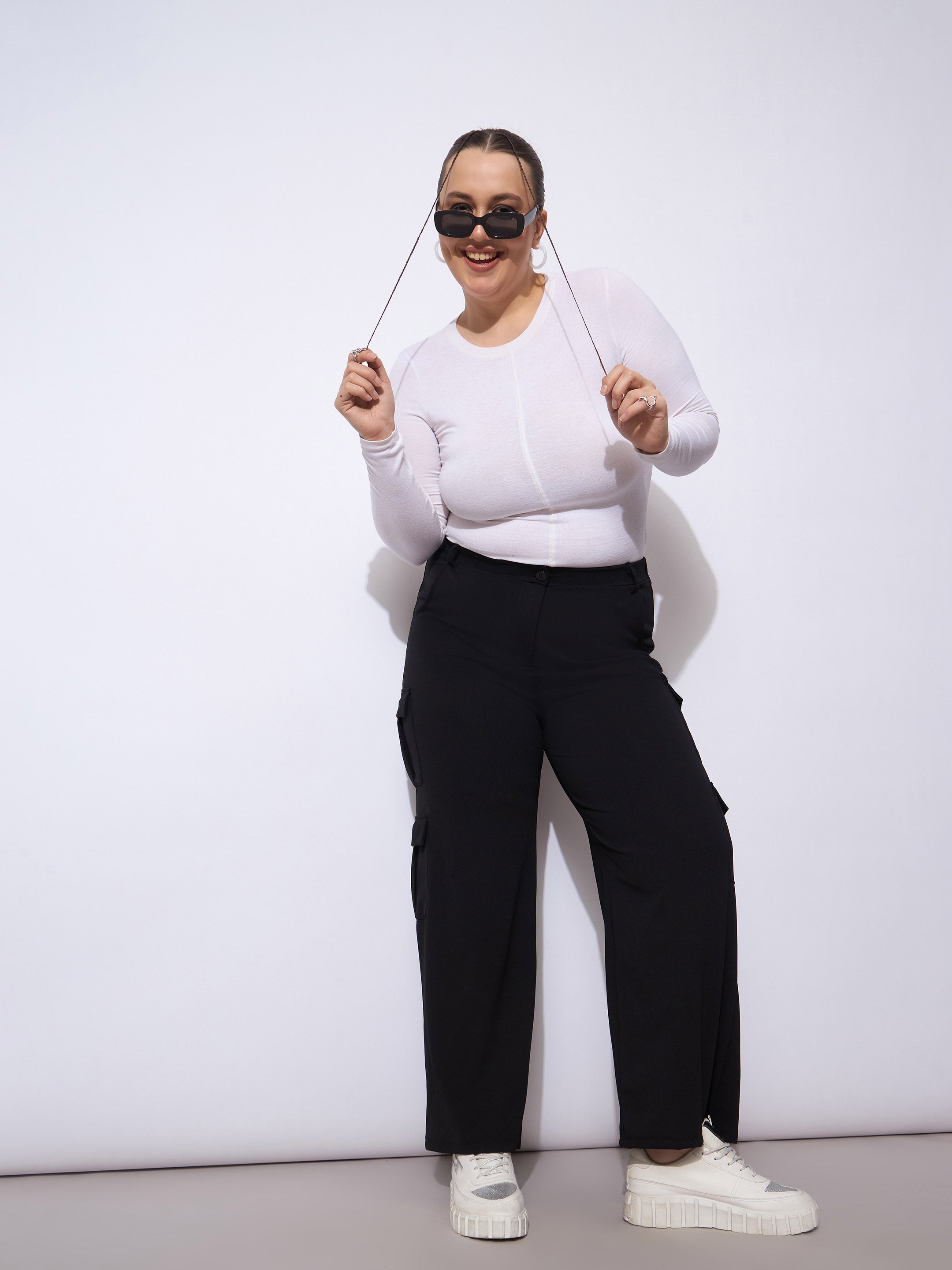 Women Black Multi Pocket Cargo Pants-SFPANT51254