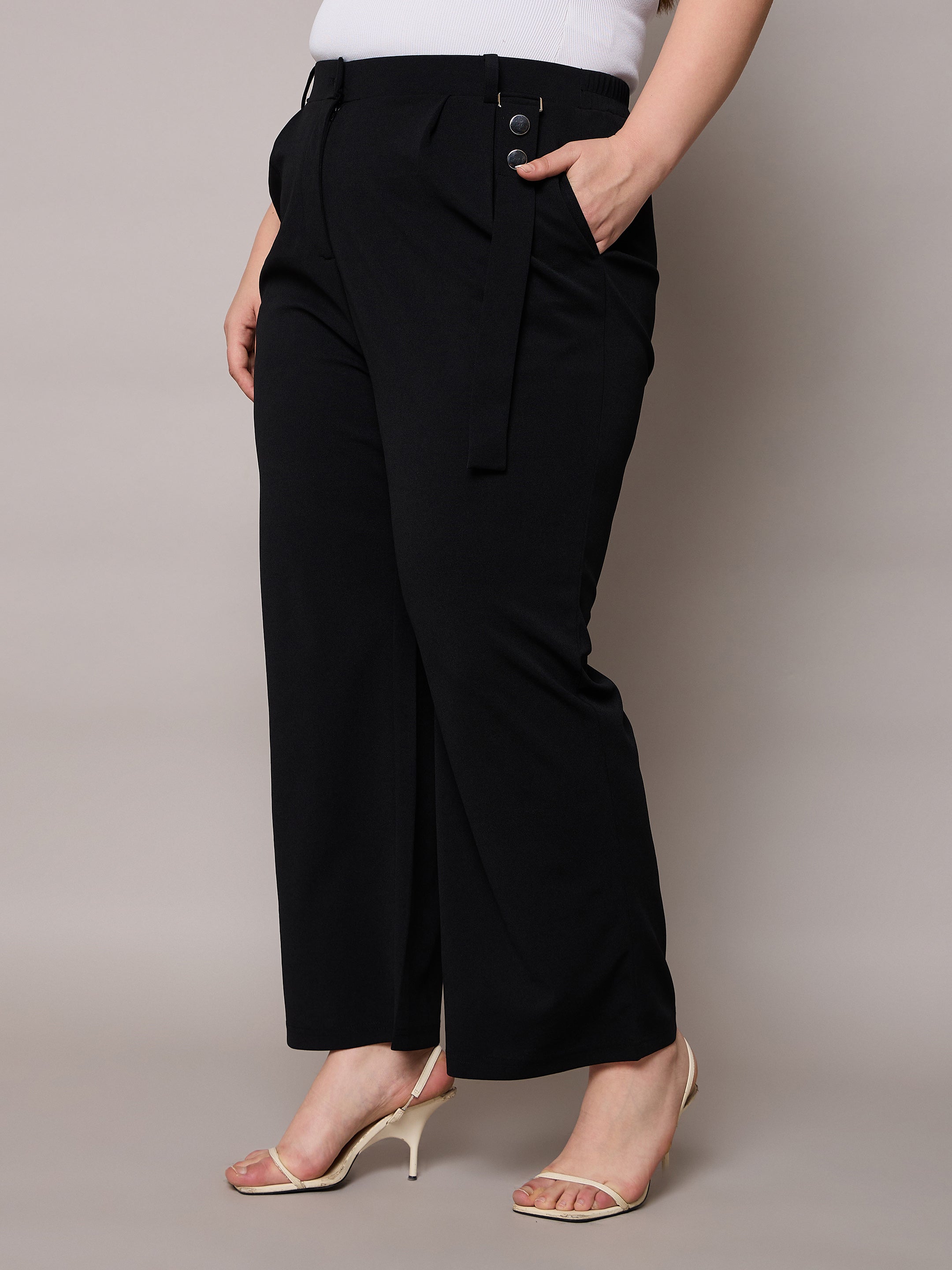 Women Black Front Pleat Straight Pants-SFPANT51278