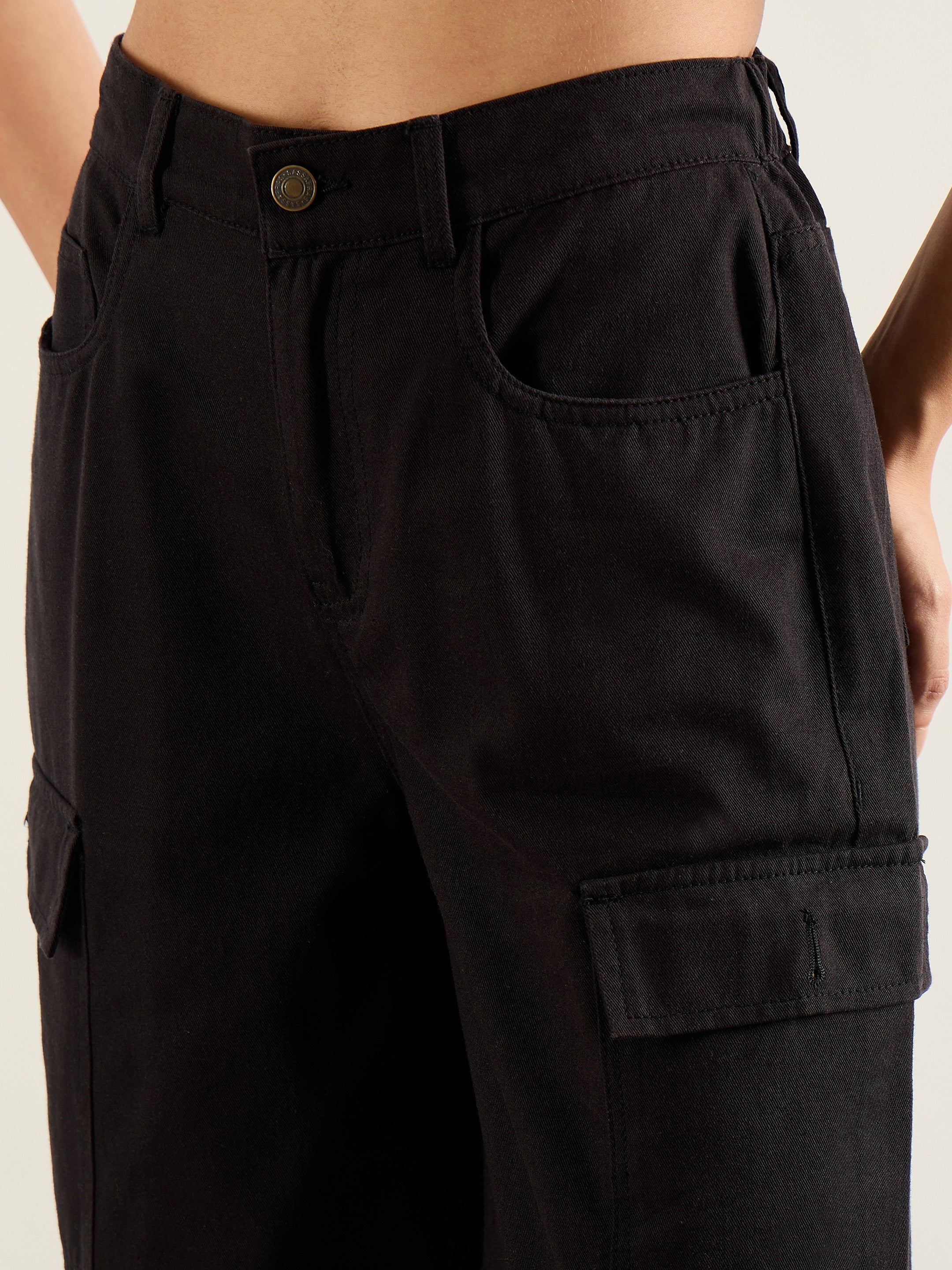 Women Black Twill Multi Pocket Wide Leg Cargo Pants-SFPANT51294