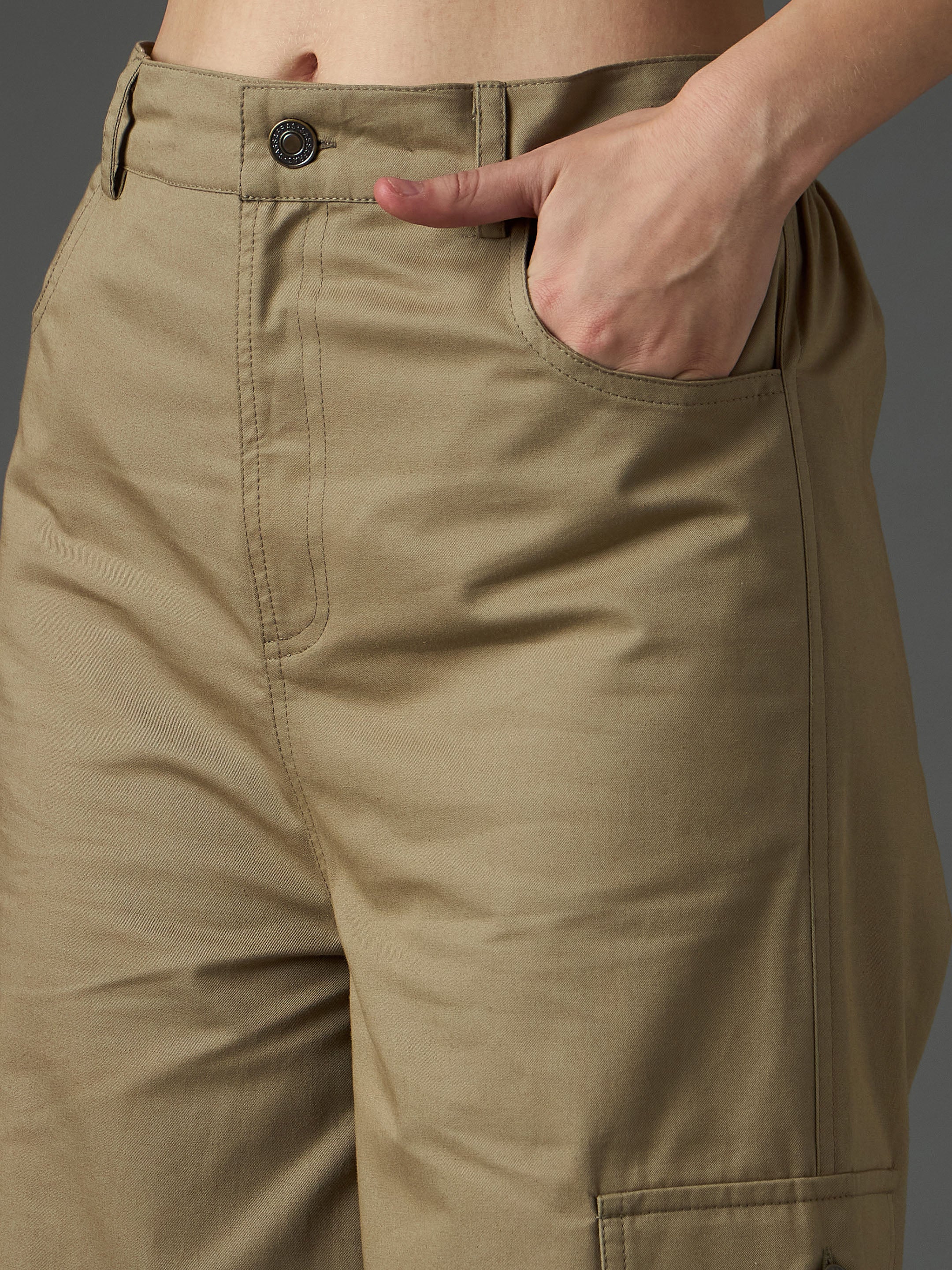 Women Pastel Olive Twill Pocket Loop Detail Cargo Pants-SFPANT51322