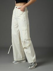 Women White Twill Pocket Loop Detail Cargo Pants-SFPANT51323