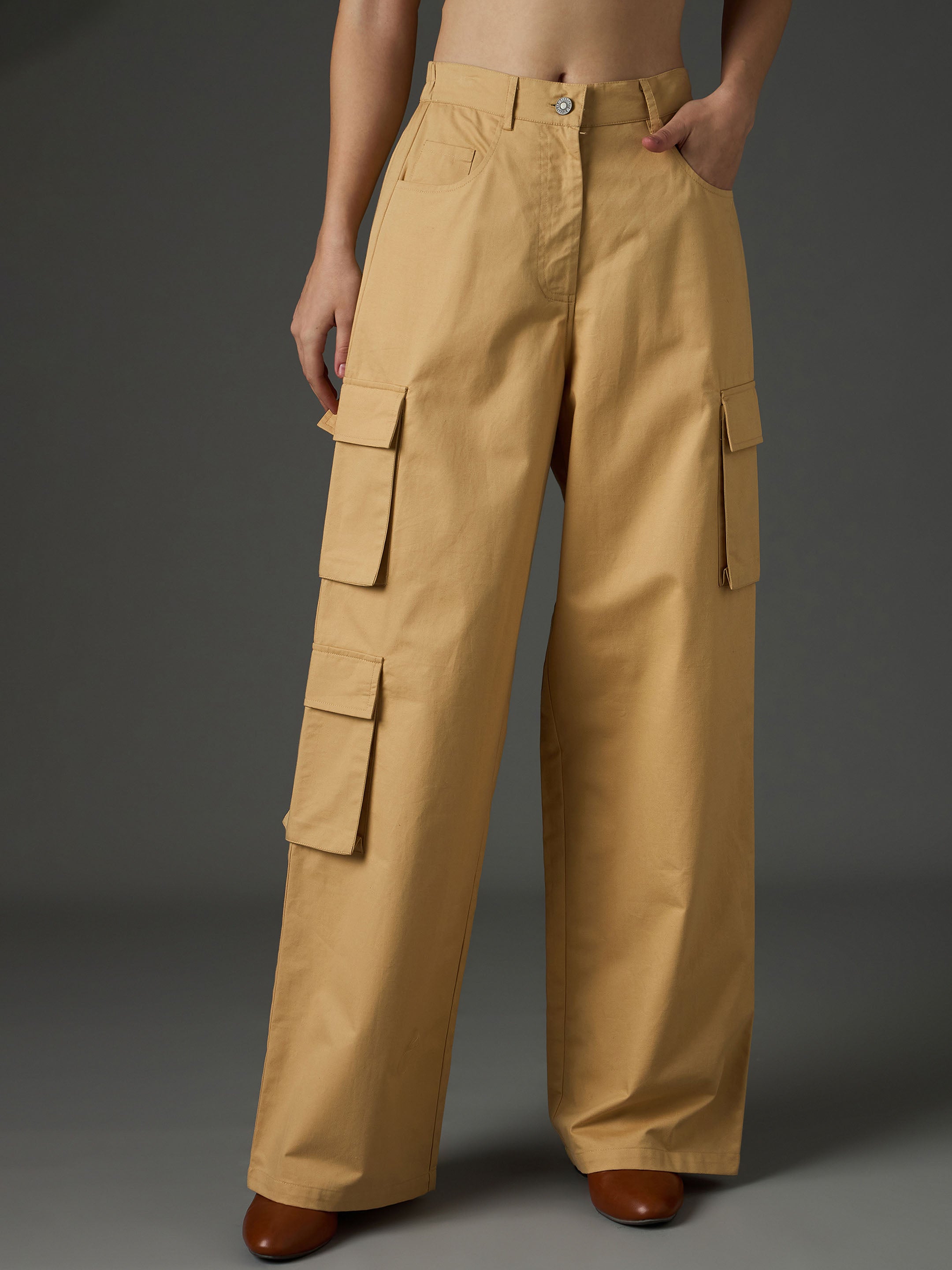 Women Beige Twill Box Pocket Straight Cargo Pants-SFPANT51330