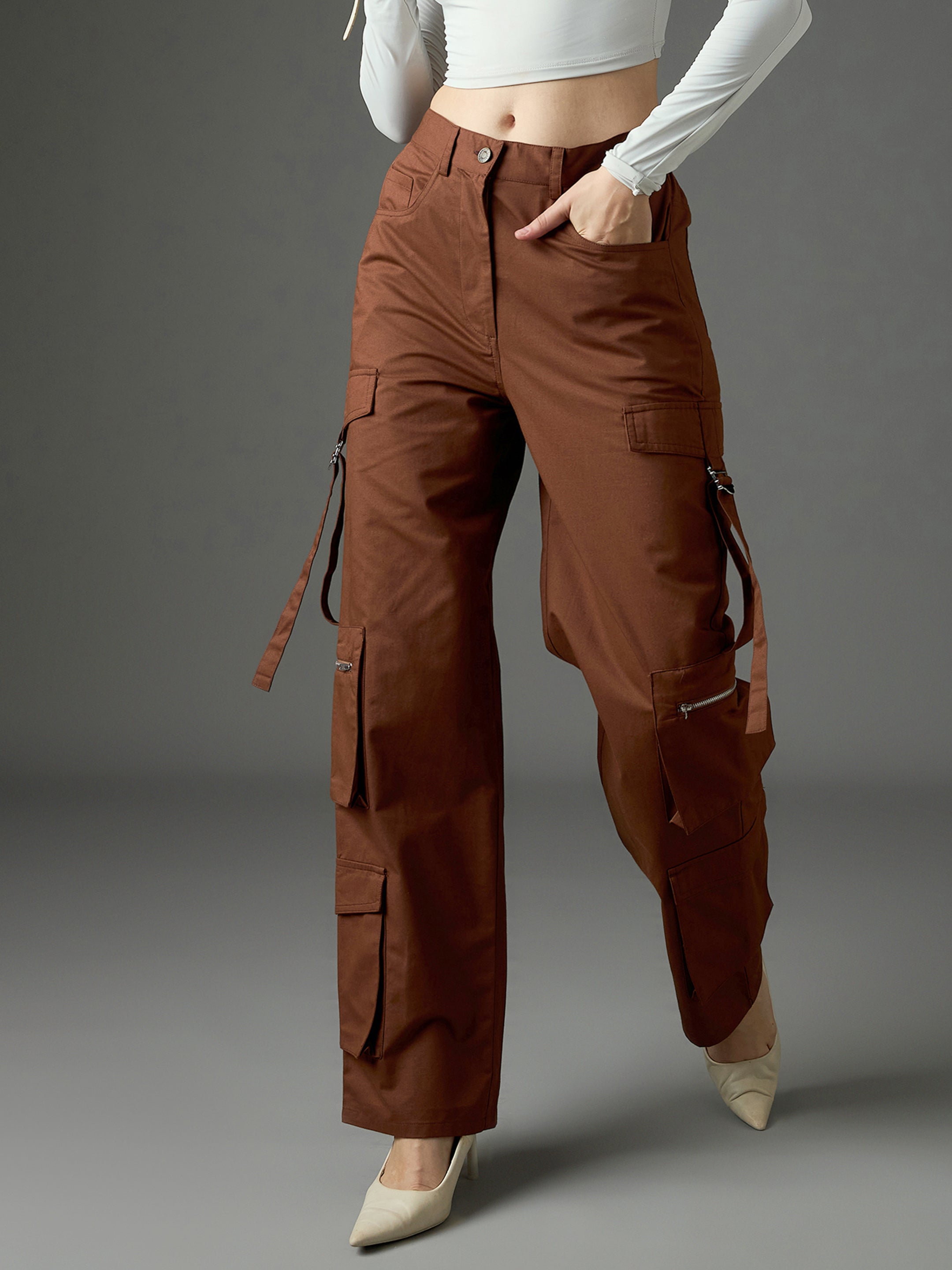 Women Brown Twill Zipper Pocket Cargo Straight Pants-SFPANT51334