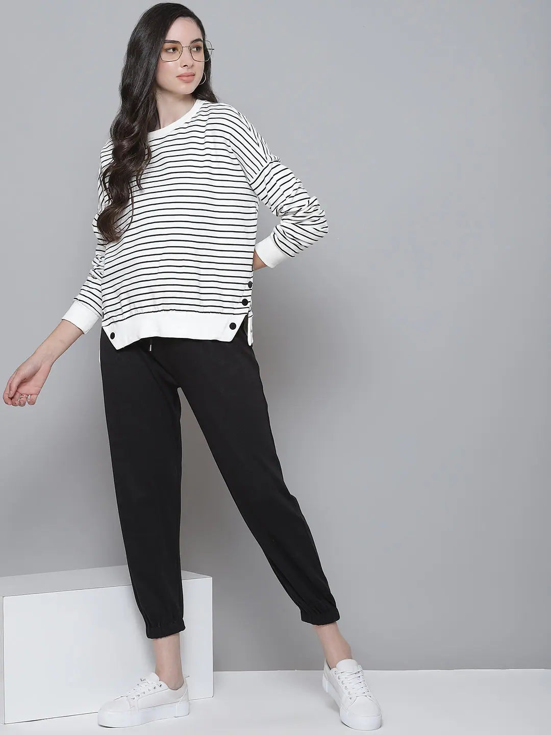 Black Ribbed Joggers - Stylish Women's Western Wear Outfits