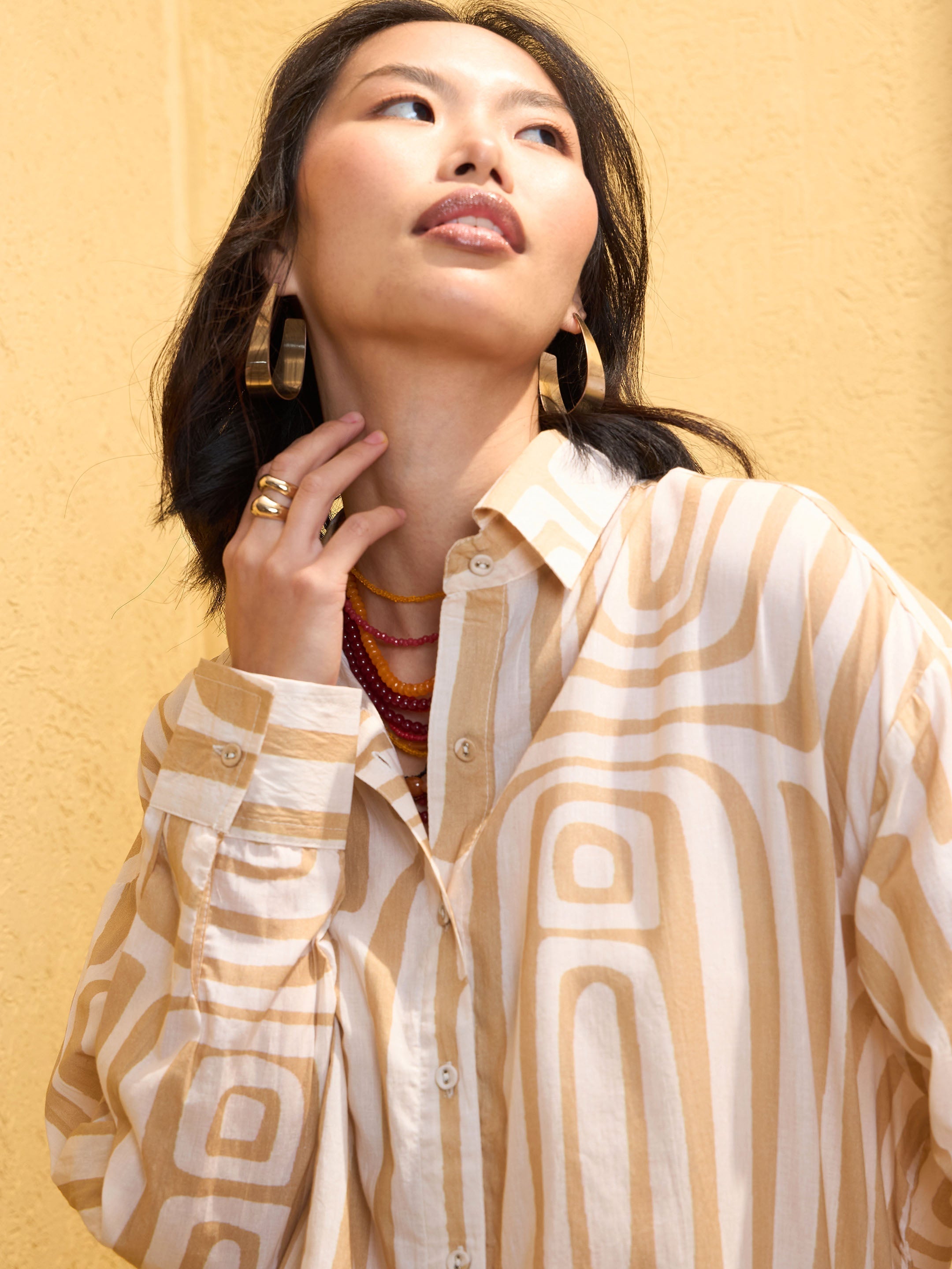 Women Beige & White Geometric Shirt With Pants-SFSETS96144