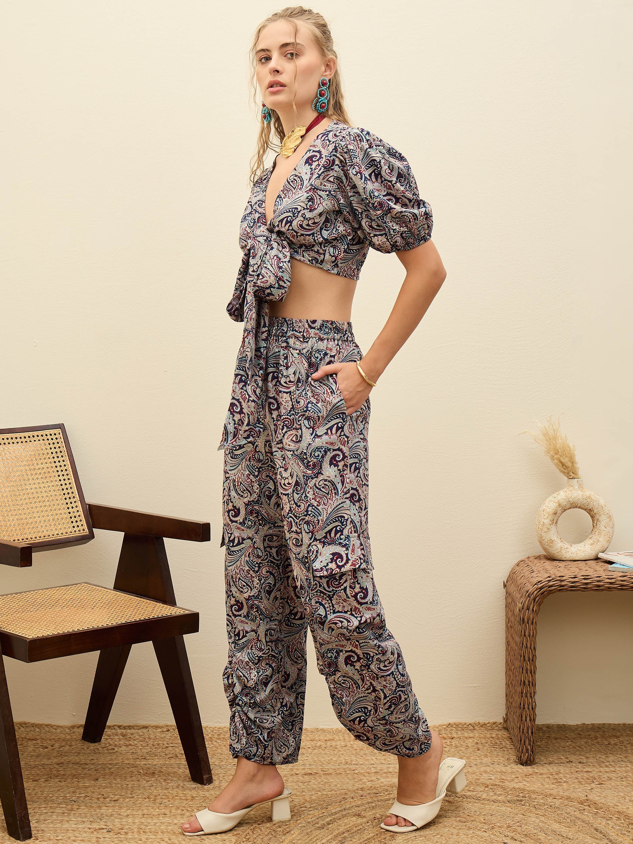 Women Navy Blue Paisley Printed Crop Top With Joggers-SFSETS96376