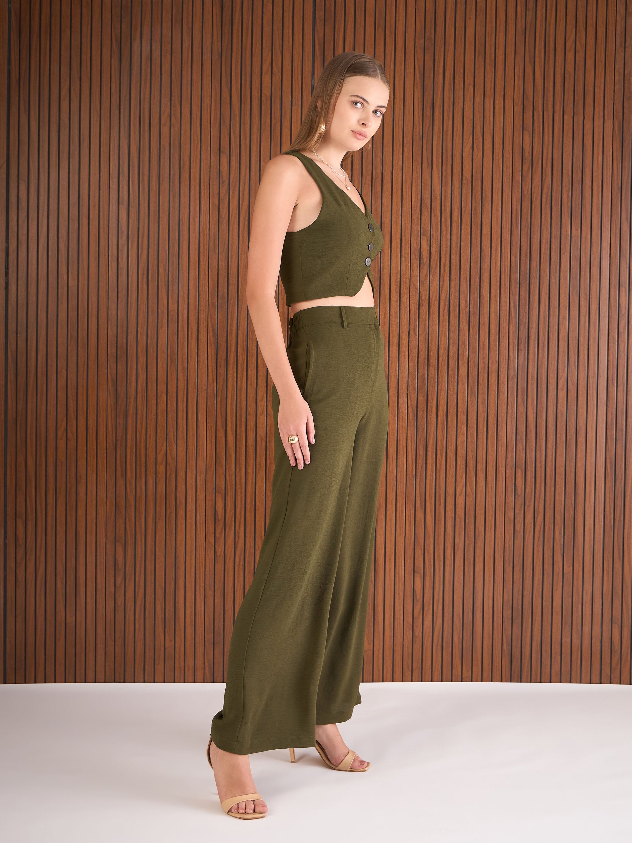 Women Olive Waistcoat Top With Straight Pants-SFSETS96386