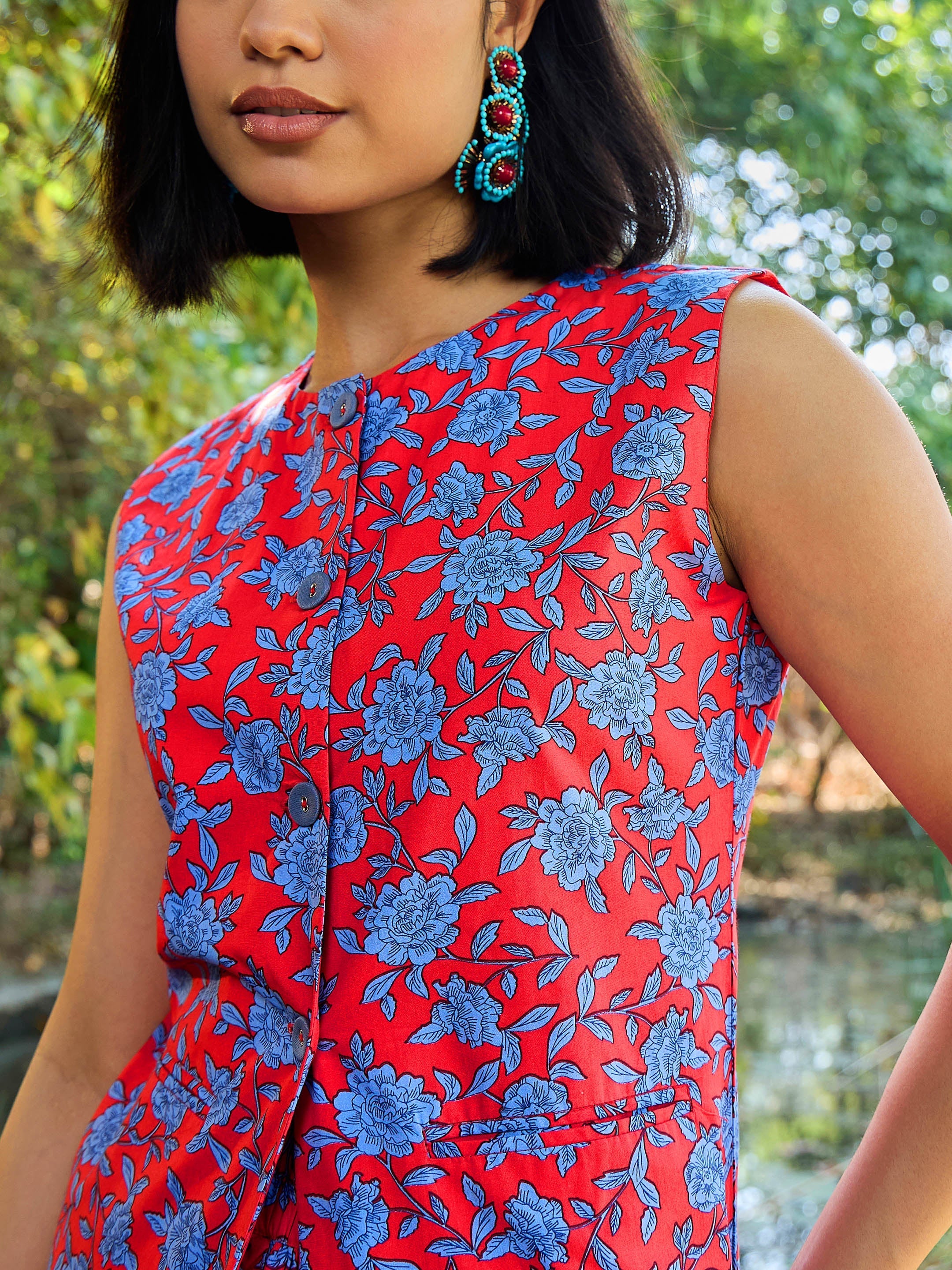 Women Red & Blue Floral Vest Top With Gathered Skirt-SFSETS96393