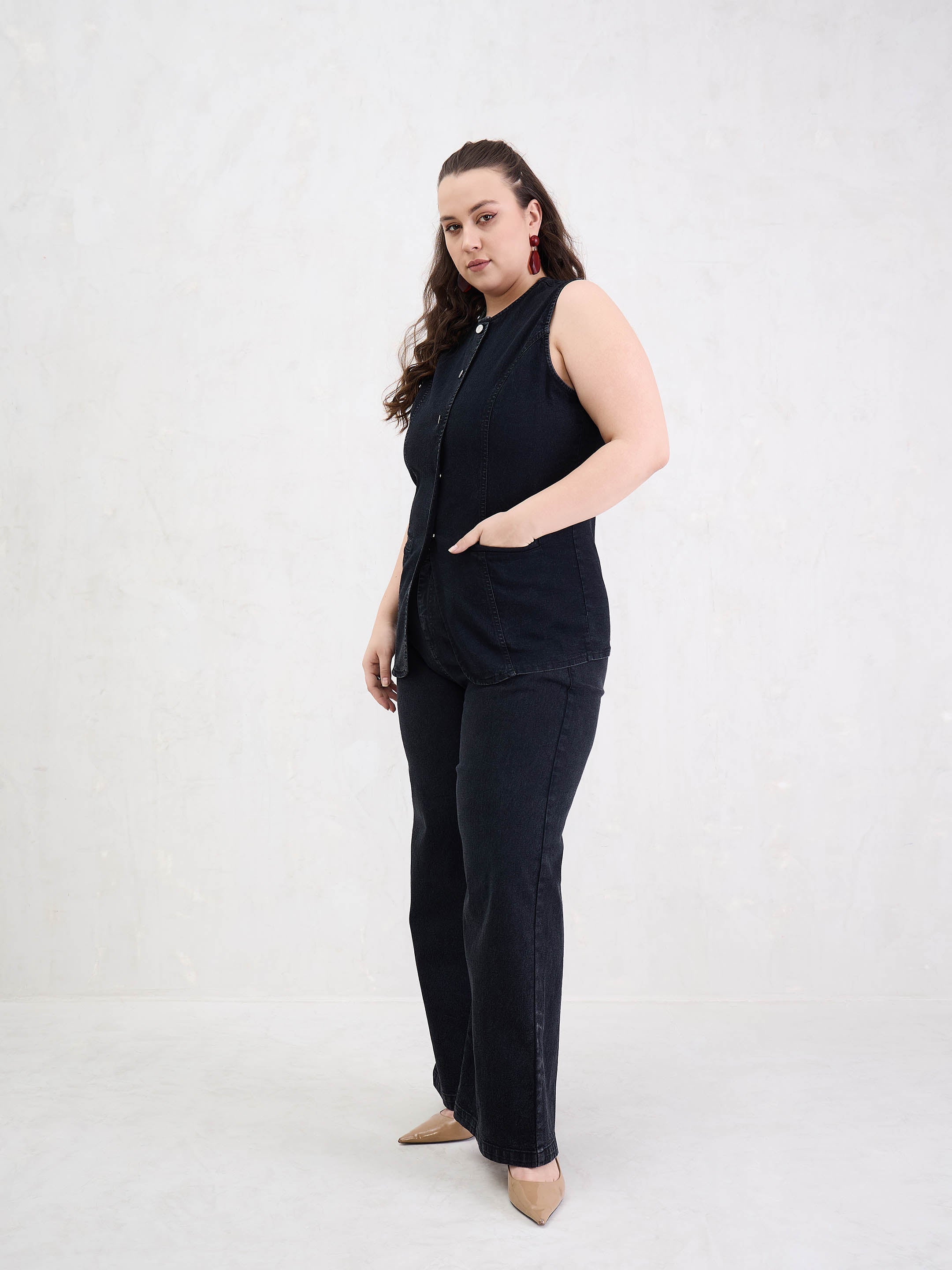 Women Black Denim Sleeveless Top With Jeans-SFSETS96412