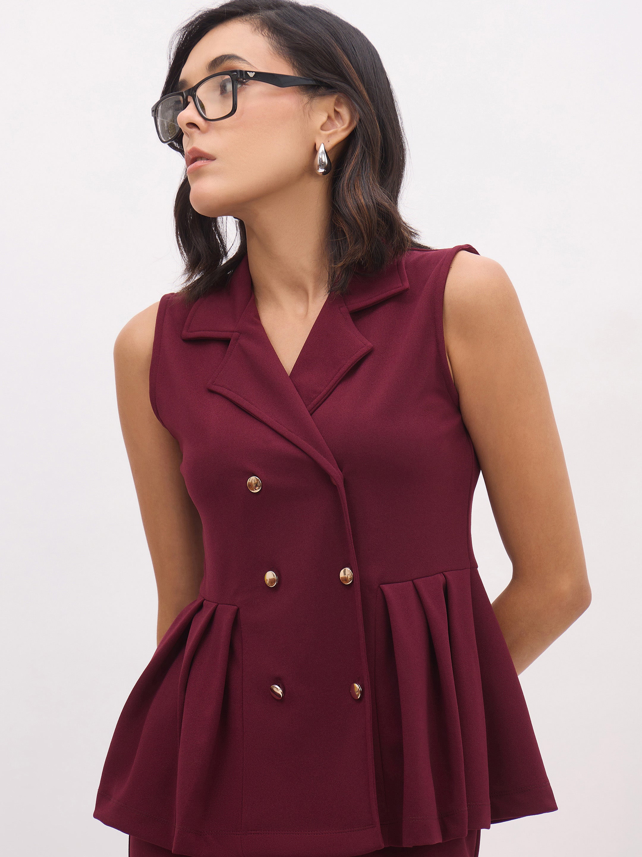 Women Burgundy Sleeveless Notched Button Top With Skirt-SFSETS96488
