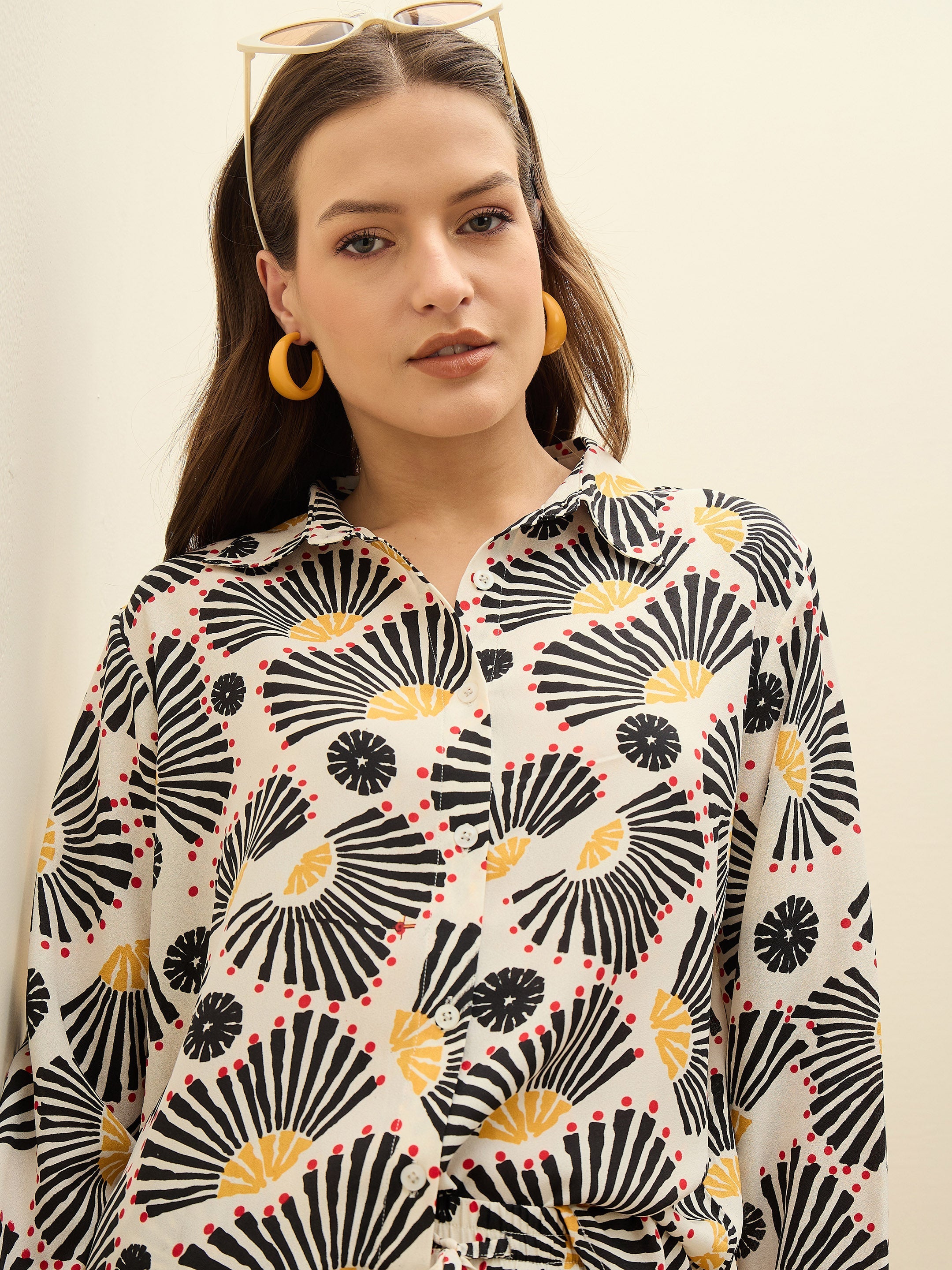 Women Beige Printed Oversize Shirt With Box Pocket Pants-SFSETS96500