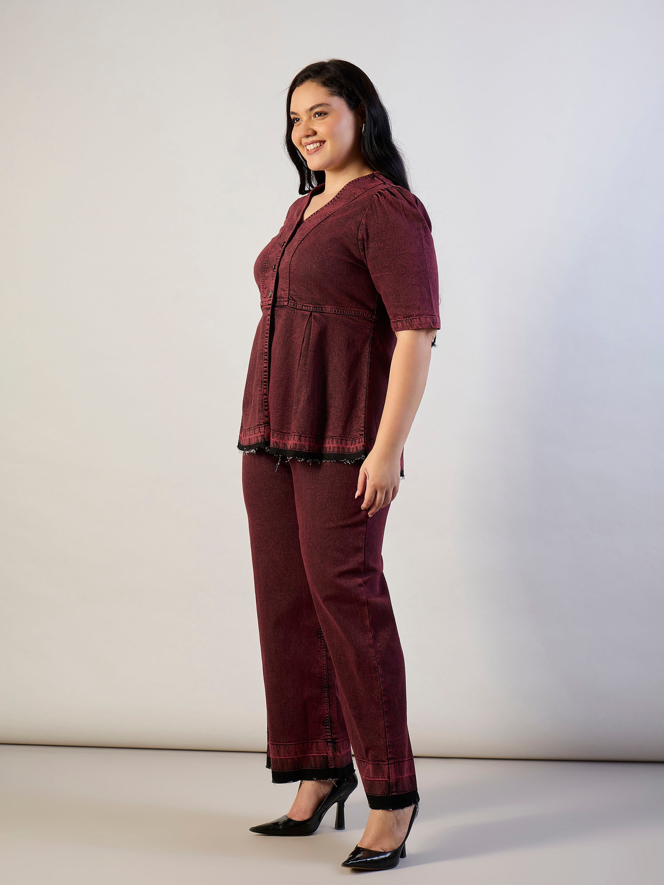 Women Red Wash Denim Metal Button Top With Jeans-SFSETS96564