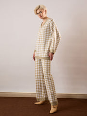 Women Beige & White Houndstooth V-Neck Sweater With Joggers-SFSETS96602