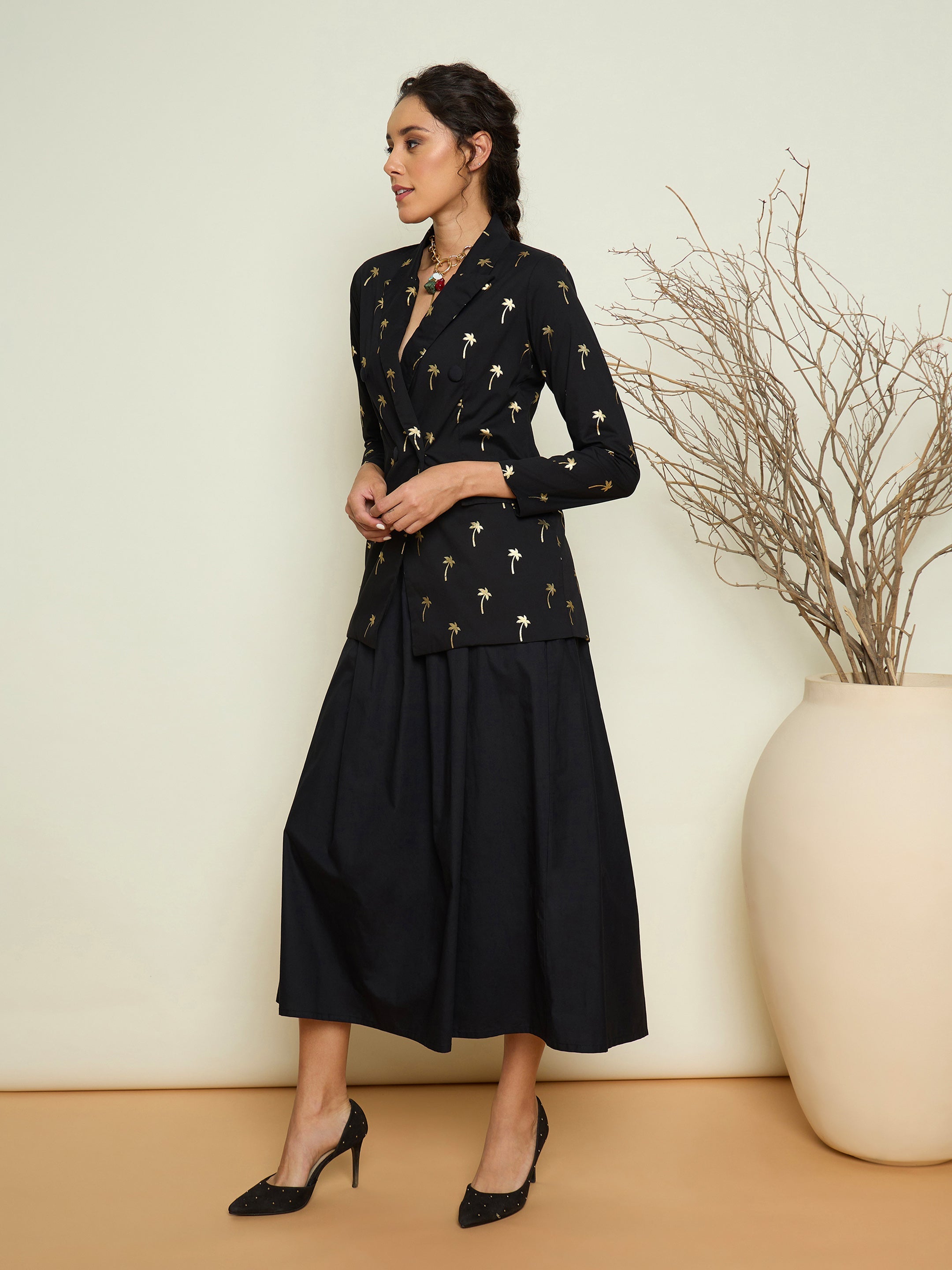 Women Black Foil Print Double Breasted Blazer With Gathered Skirt-SFSETS96638