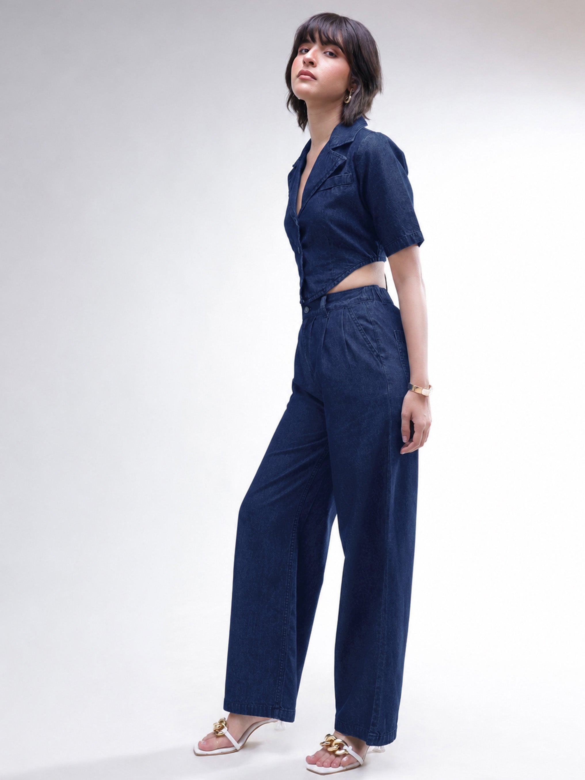 DesiQlo Navy Back Cut-Out Crop Top With Straight Jeans - Navy Blu