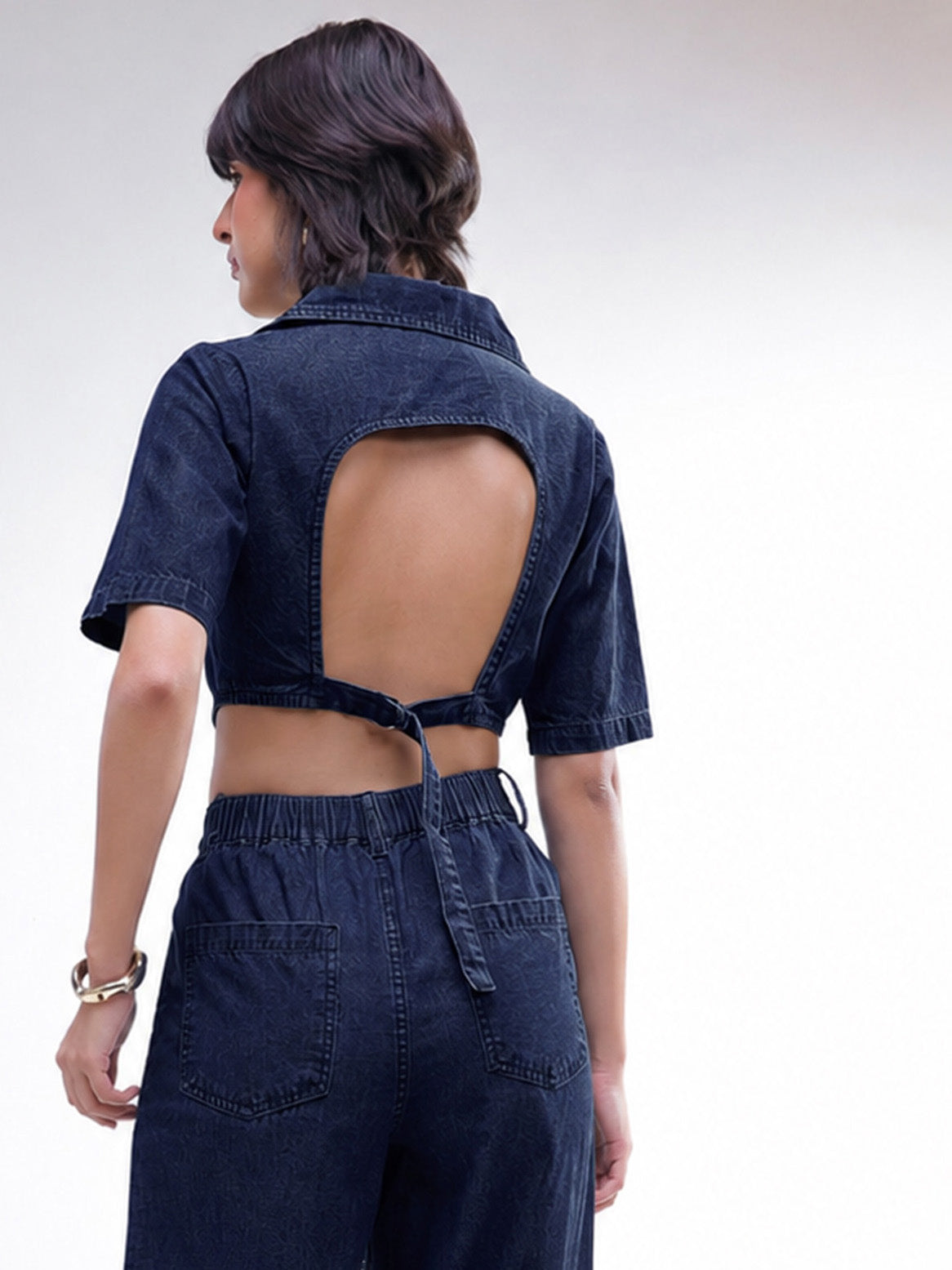 DesiQlo Navy Back Cut-Out Crop Top With Straight Jeans - Navy Blu
