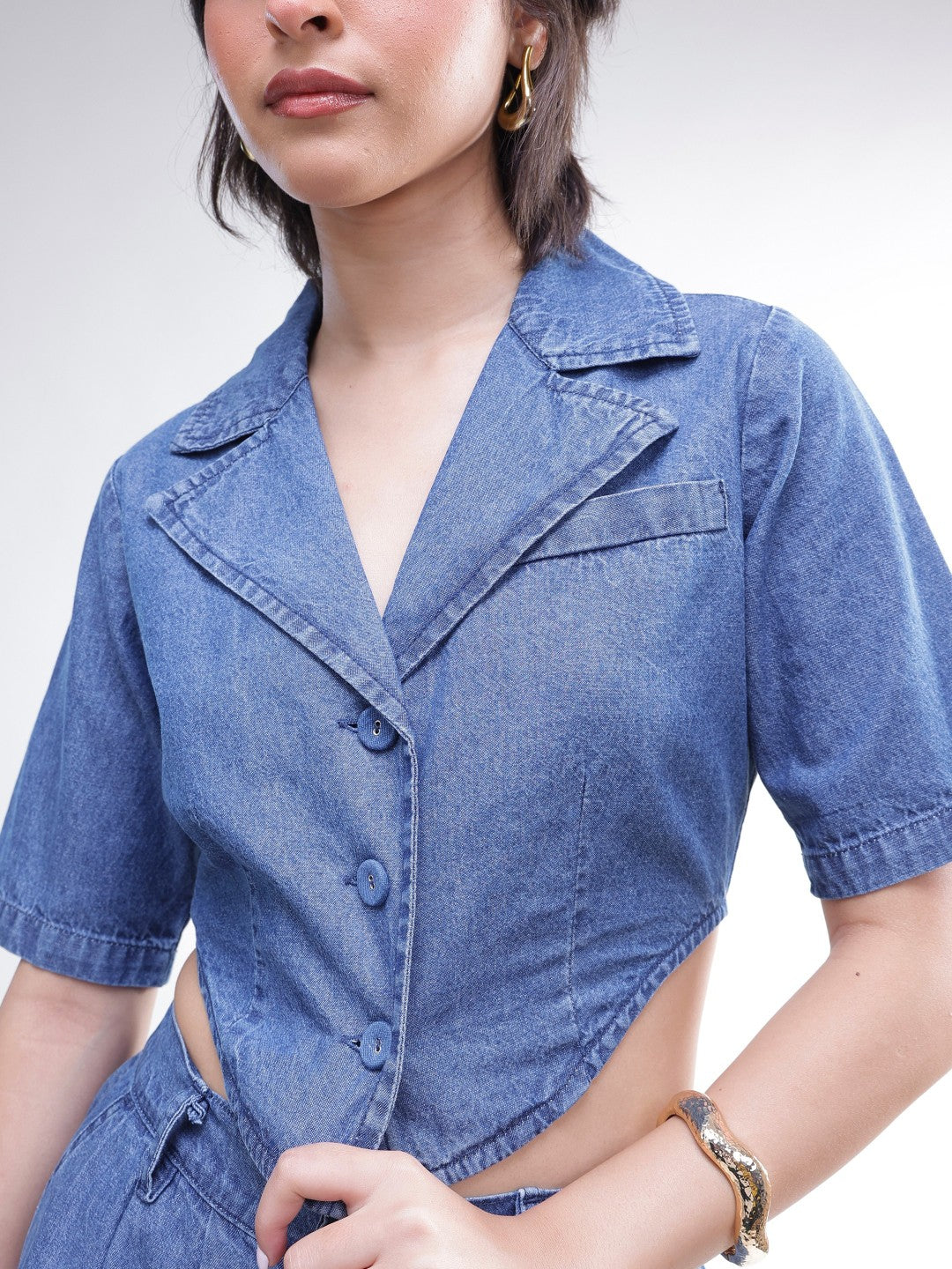 DesiQlo Blue Back Cut-Out Crop Top With Straight Jeans - Blue