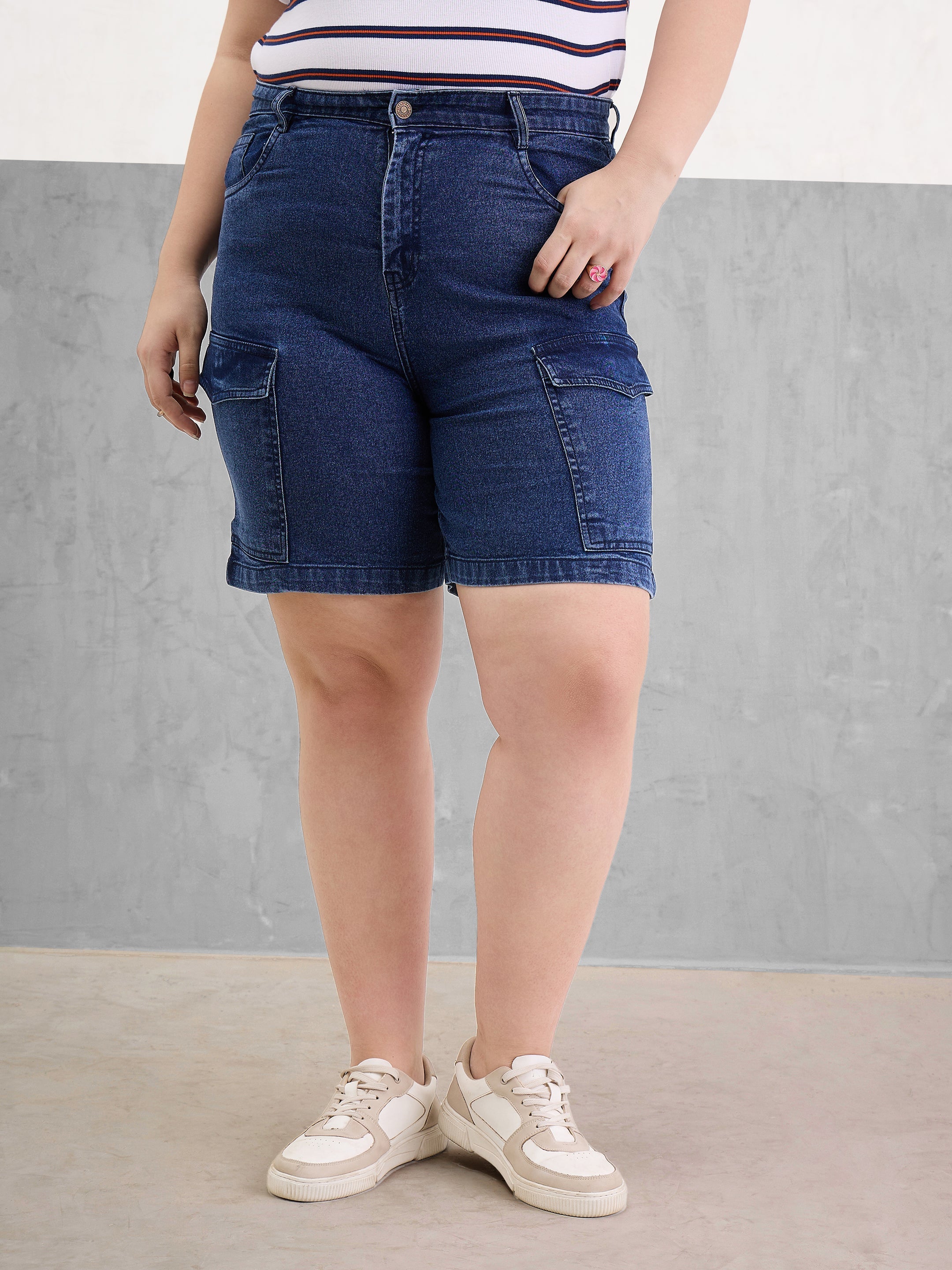 Women Navy Denim Hem Pockets Bermuda Shorts-SFSHOR90112