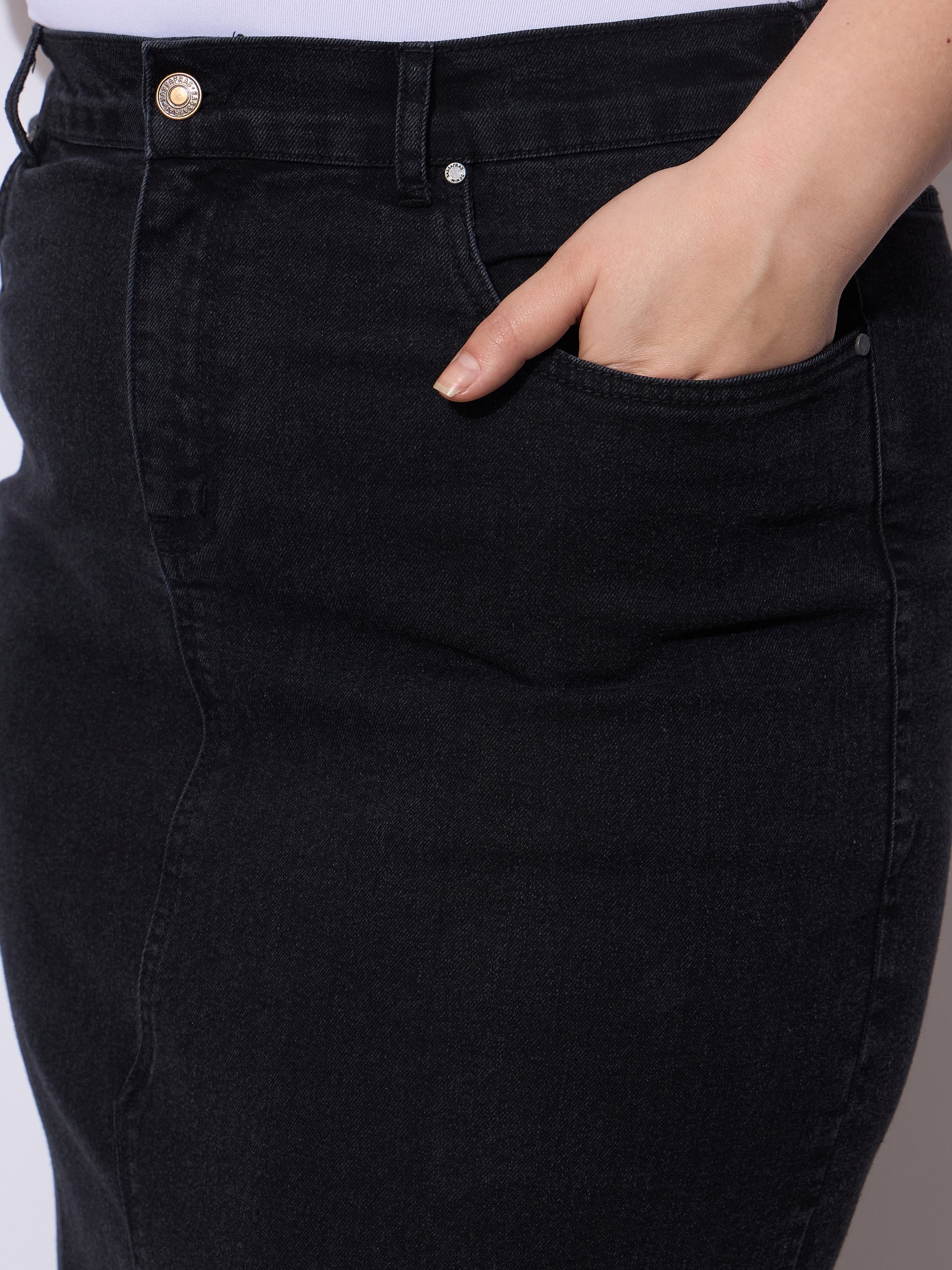 Women Black Wash Denim Front Slit Skirt-SFSKRT30535