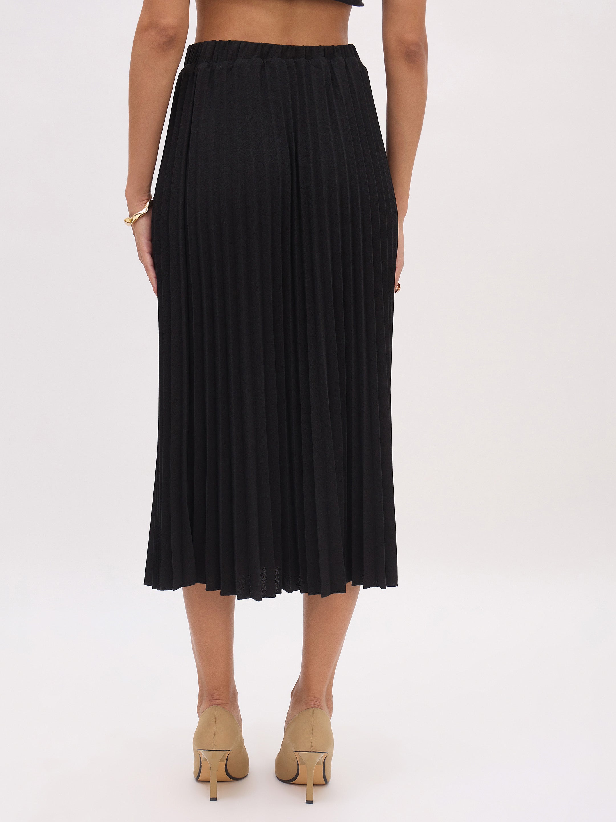 Women Black Elasticated Waist Pleated Midi Skirt-SFSKRT30549