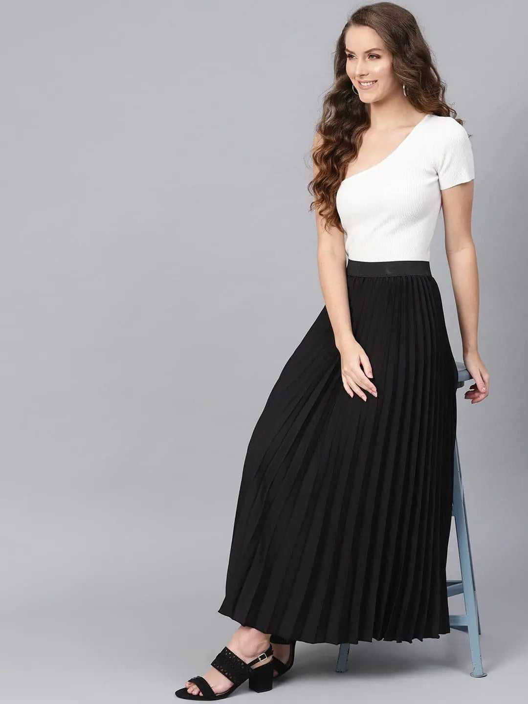 Black Pleated Maxi Skirt
