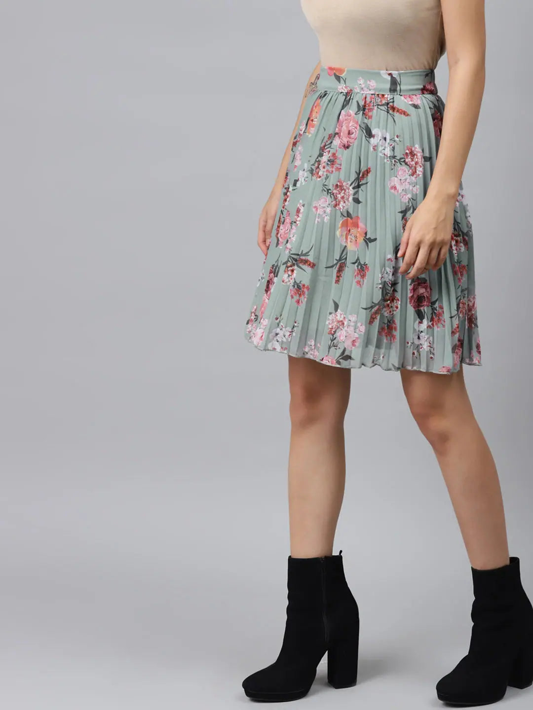 Olive Floral Mini Skirt - Women's Fashion & Comfort
