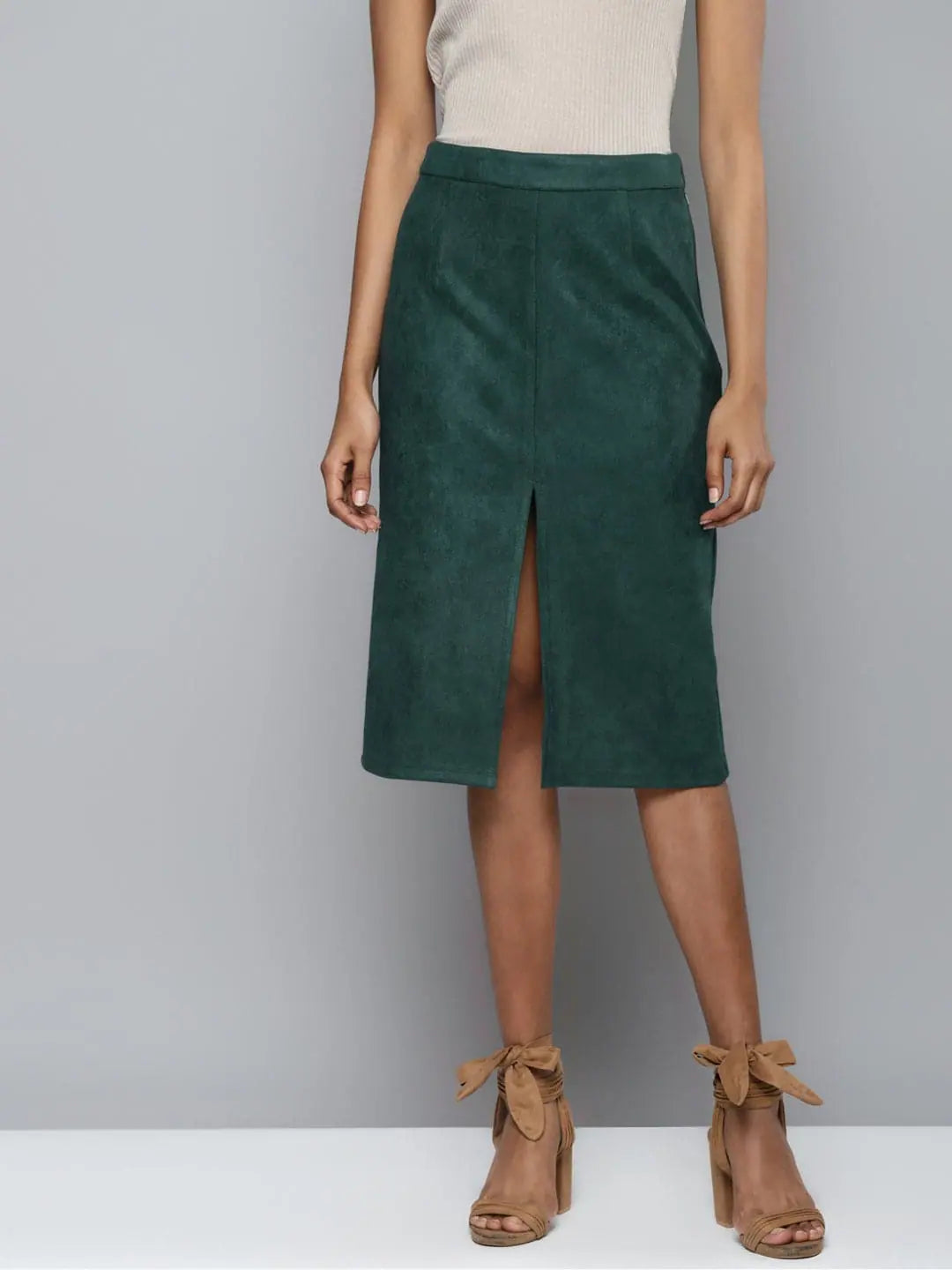 Emerald Green Suede Pencil Skirt - Slim Fit, Midi Length