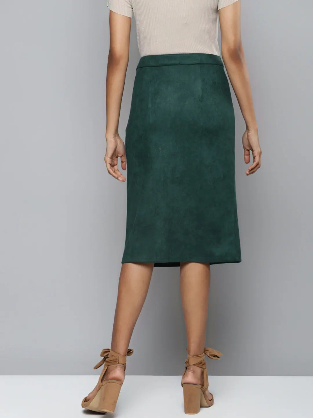 Emerald Green Suede Pencil Skirt - Slim Fit, Midi Length