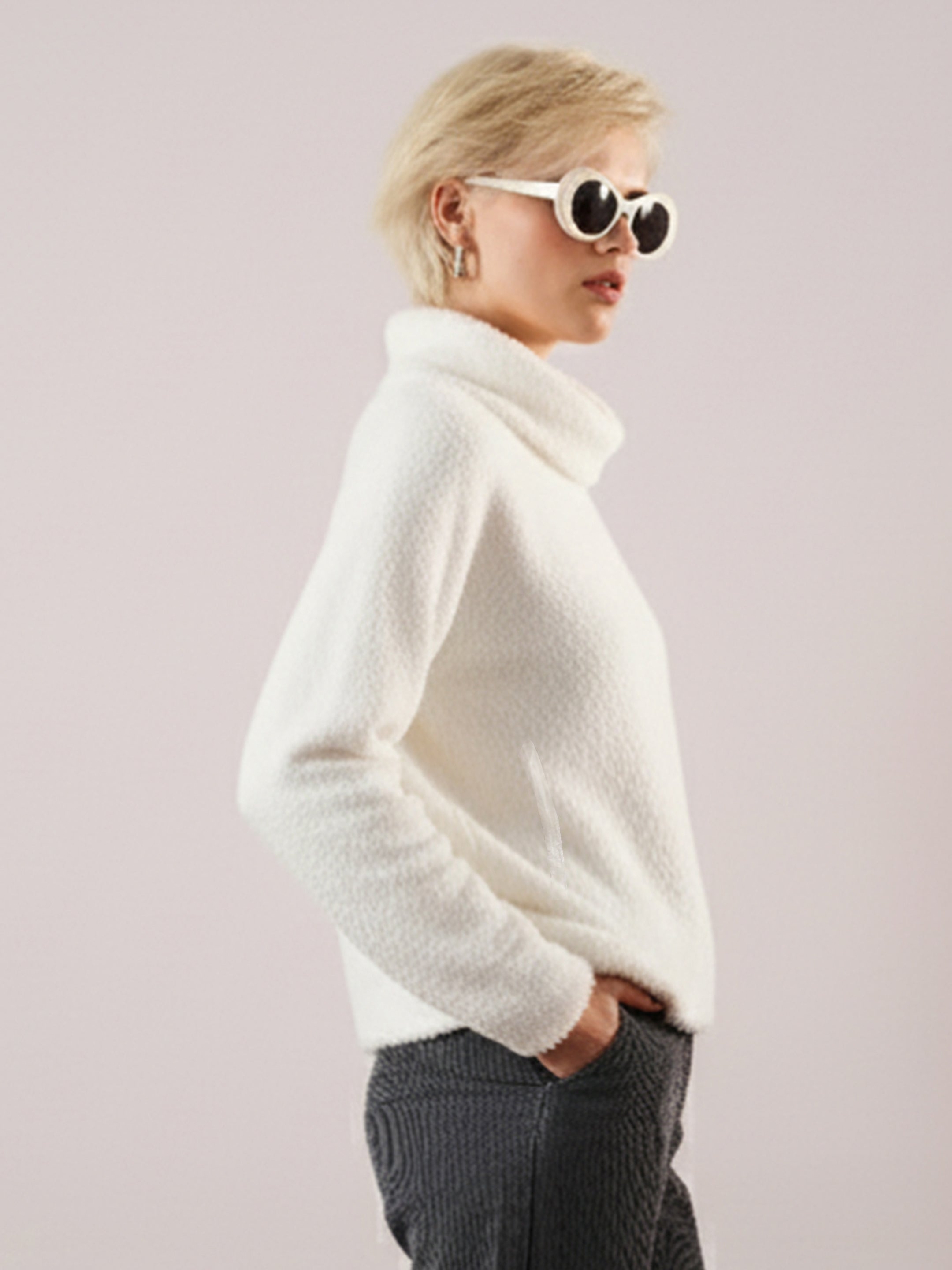 Women White High Neck Faux Fur Sweatshirt-SFSWSH7204