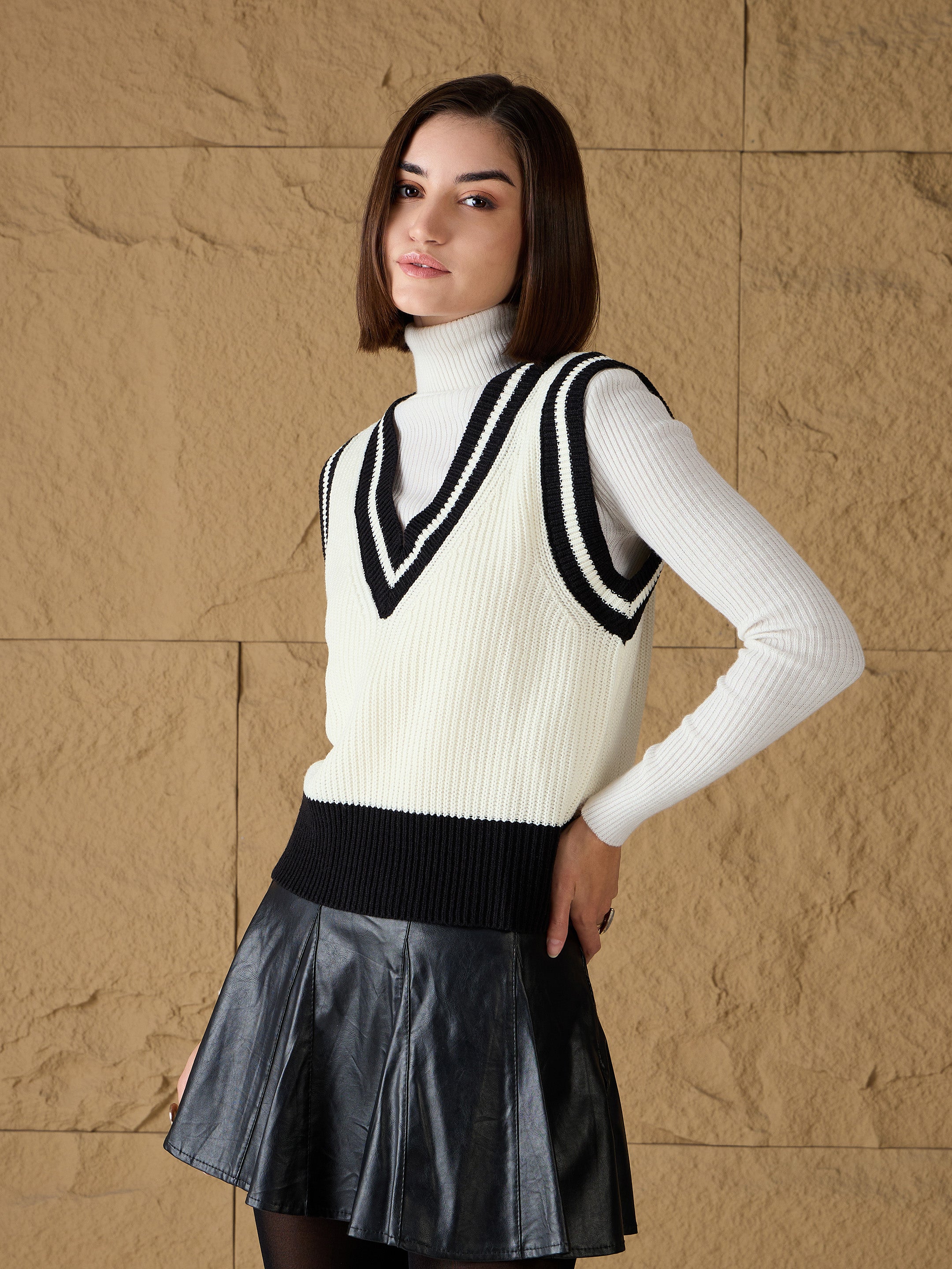 Women Black & White Striped V-Neck Sweater Vest-SFSWSH7607