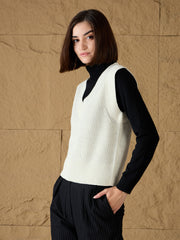 Women White Solid V-Neck Sweater Vest-SFSWSH7612