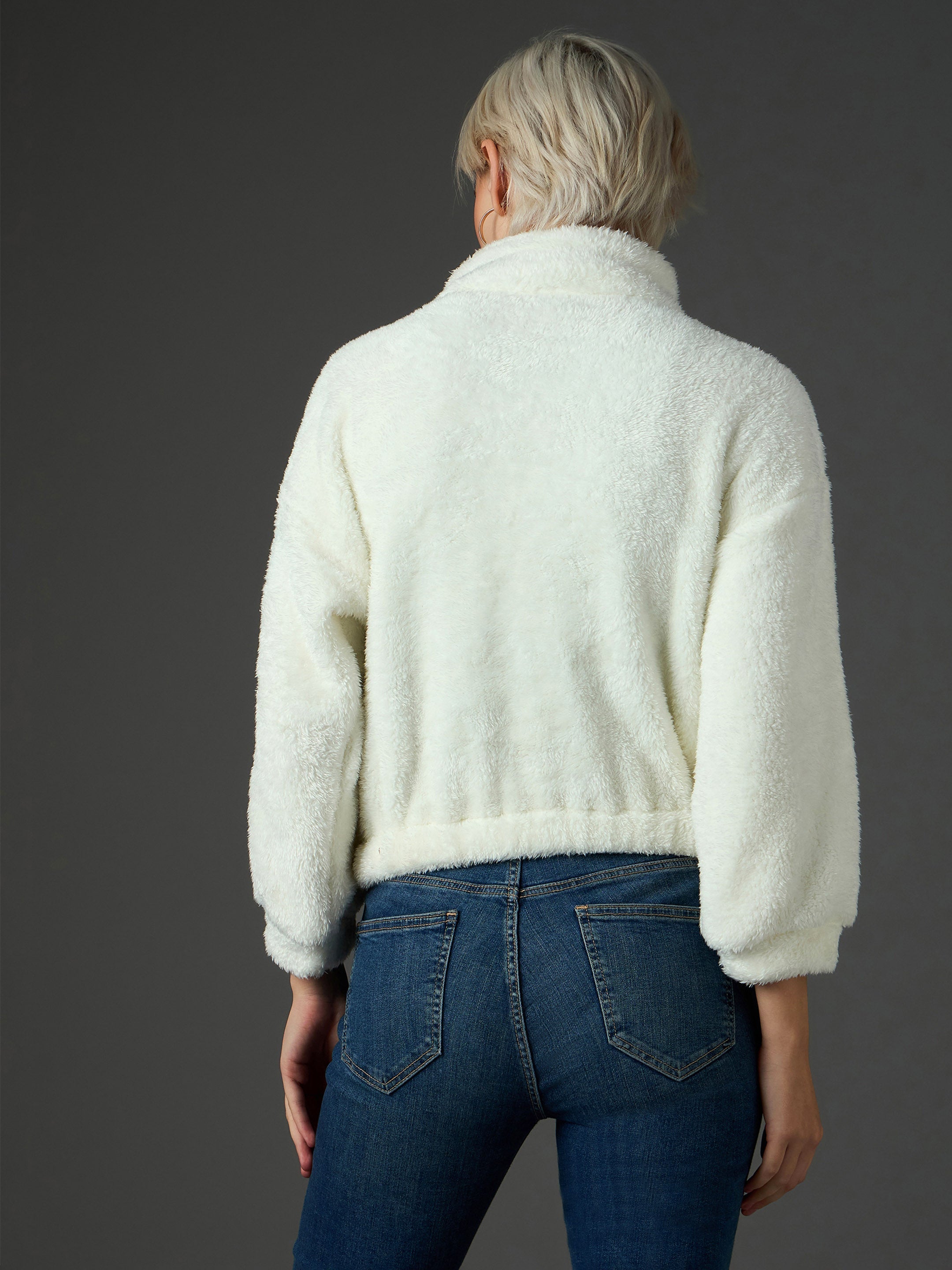 Women White Zip Front Faux Fur Crop Sweatshirt-SFSWSH7699