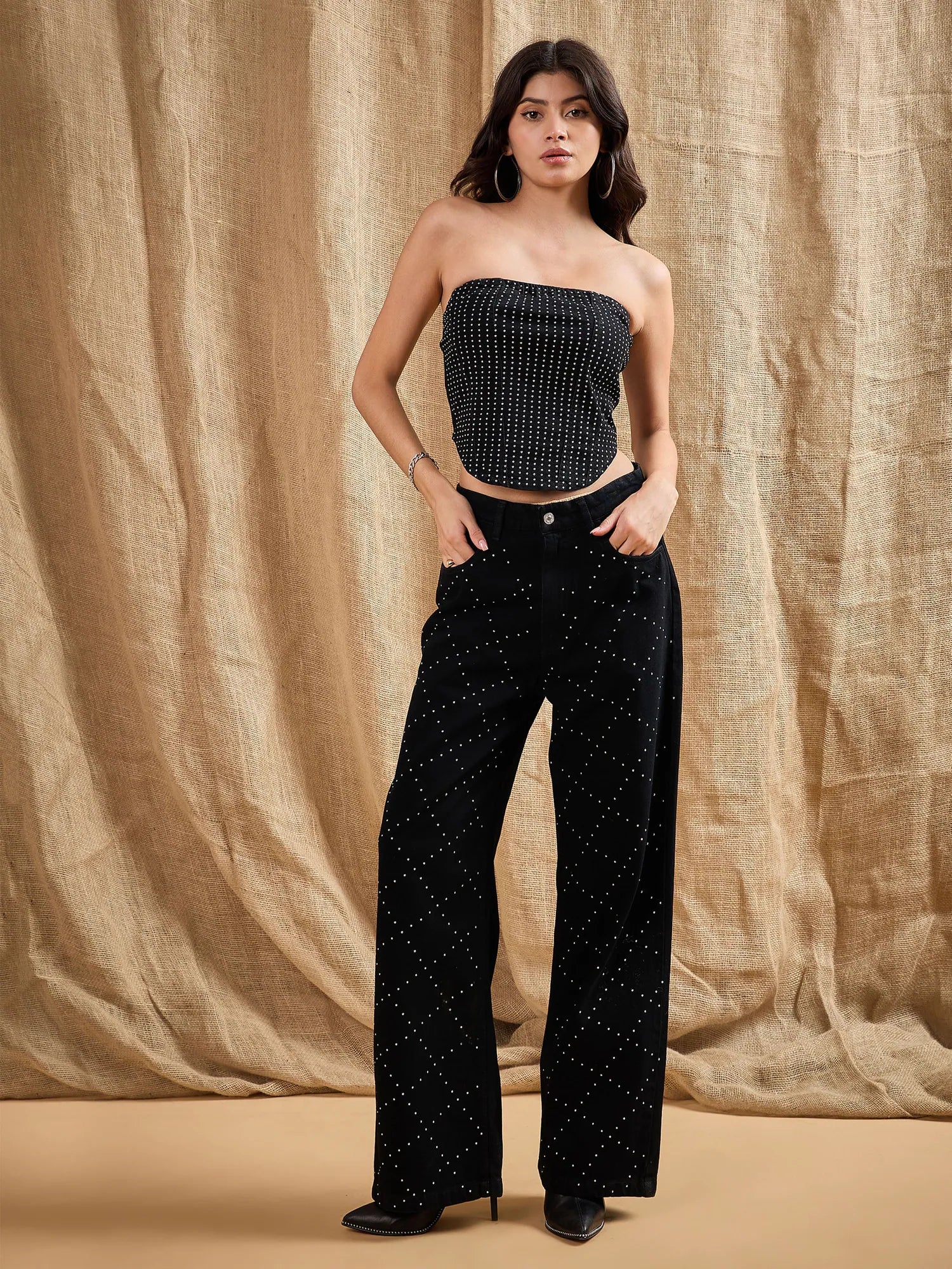 Wholesale Women Black Washed Tube Top With Straight Fit Jeans