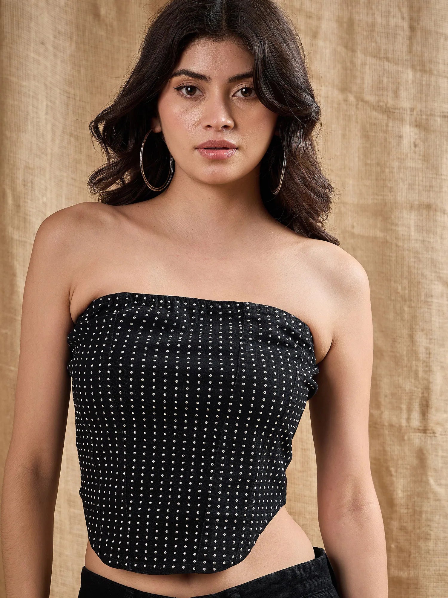 Wholesale Women Black Washed Tube Top With Straight Fit Jeans