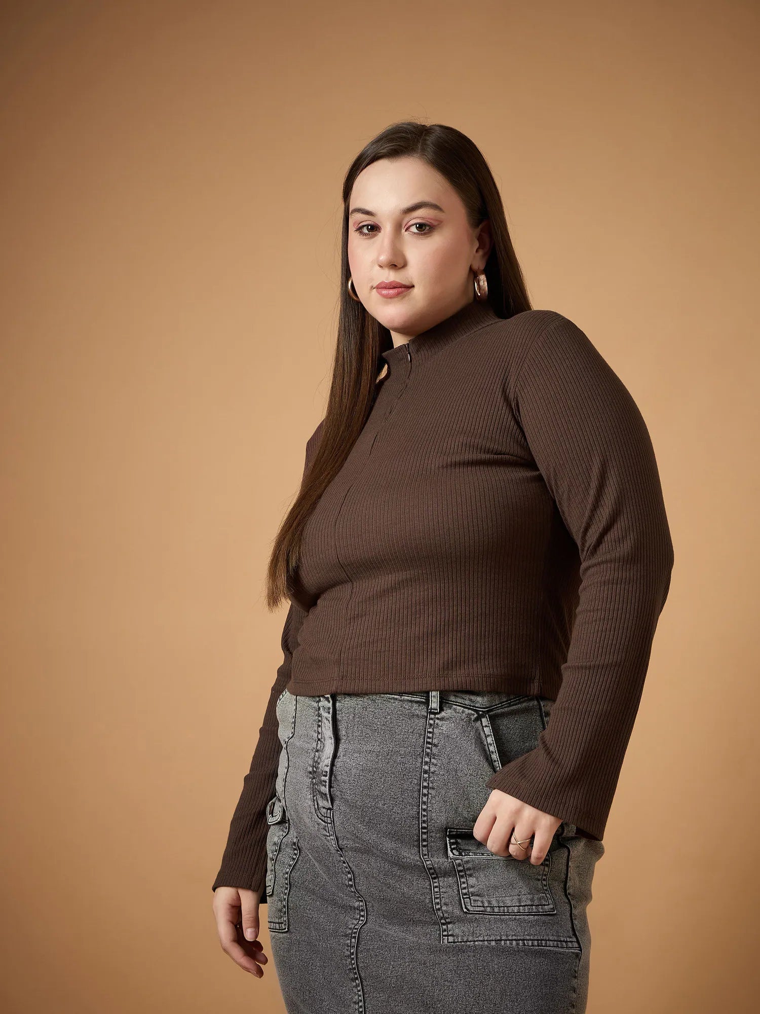 Brown Rib Zipper Top | Women's Western Wear Outfits
