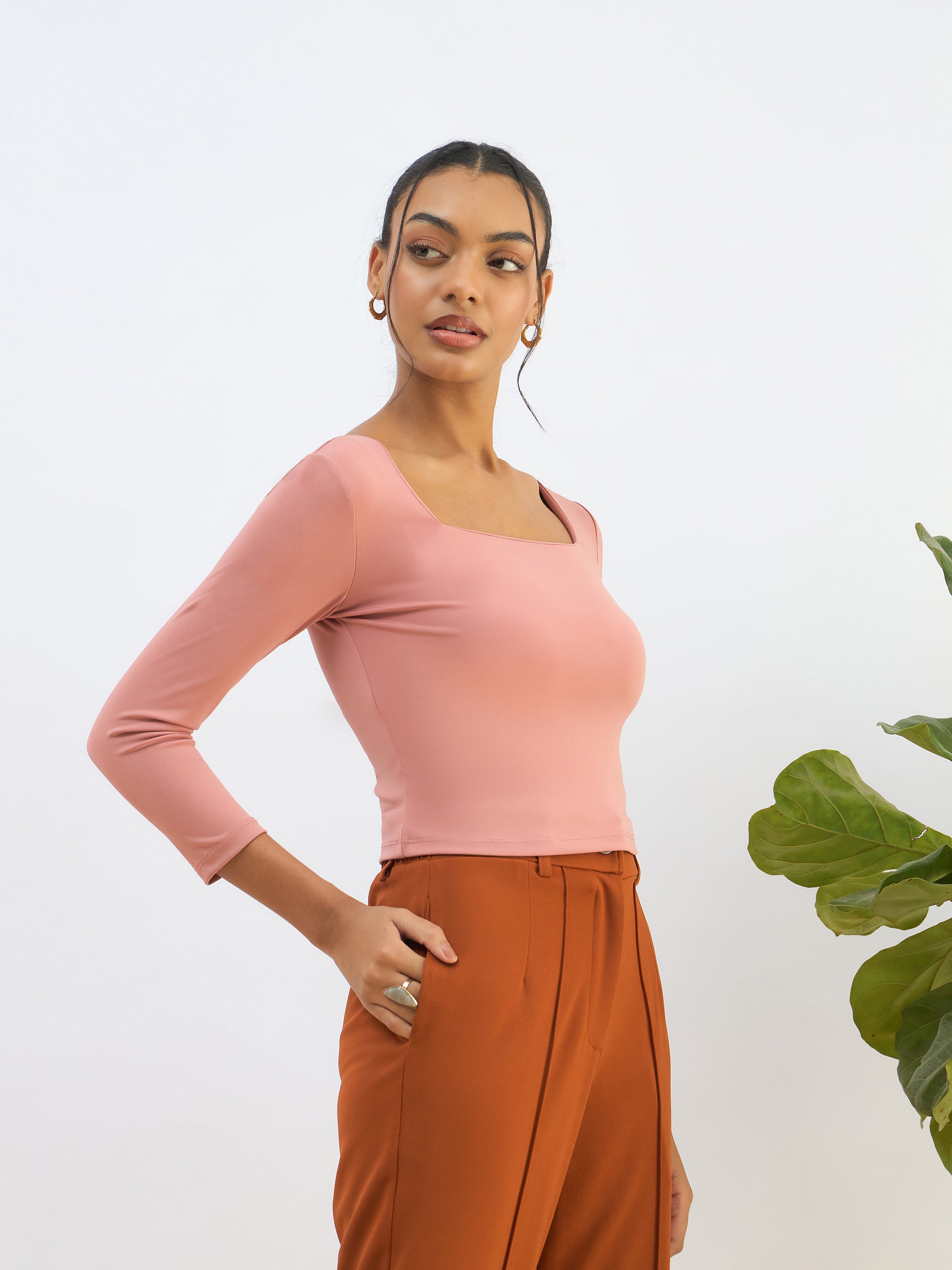 Women Pink Square Neck Knitted Crop Top-SFTOPS42264