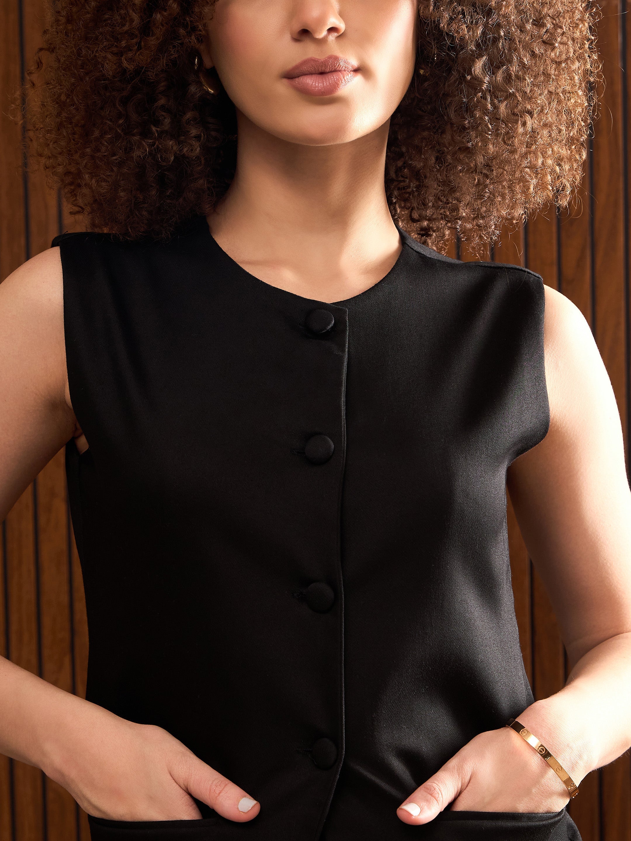 Women Black Sleeveless Bone Pocket Longline Top-SFTOPS42325