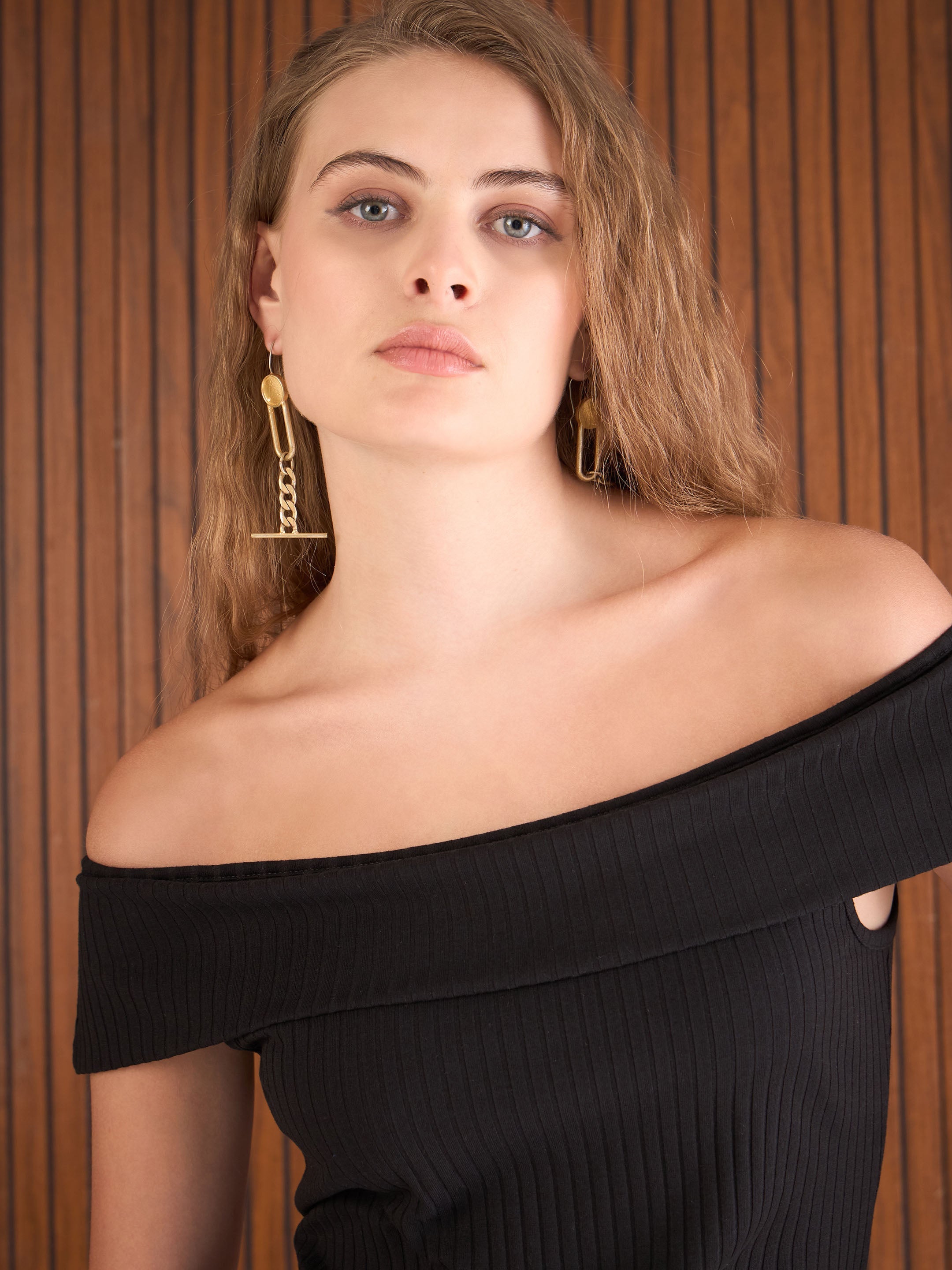 Women Black Rib Off-Shoulder Top-SFTOPS42359