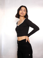 Women Black Rib Sweetheart Piping Neck Crop Top-SFTOPS42360